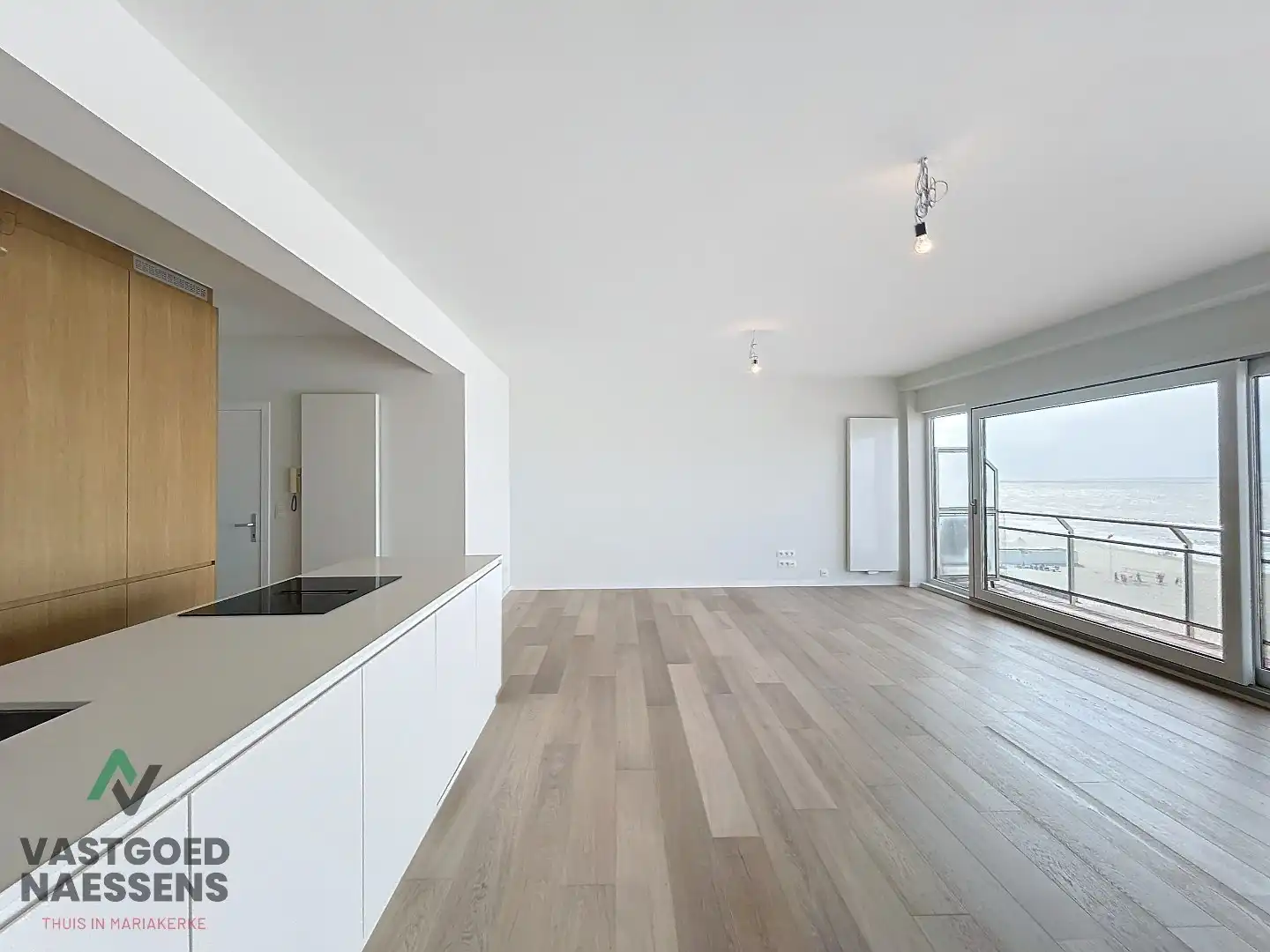 UNIEK GERENOVEERD 3 SLPK APP - ZICHT OP ZEE EN TERRASSEN  foto 2