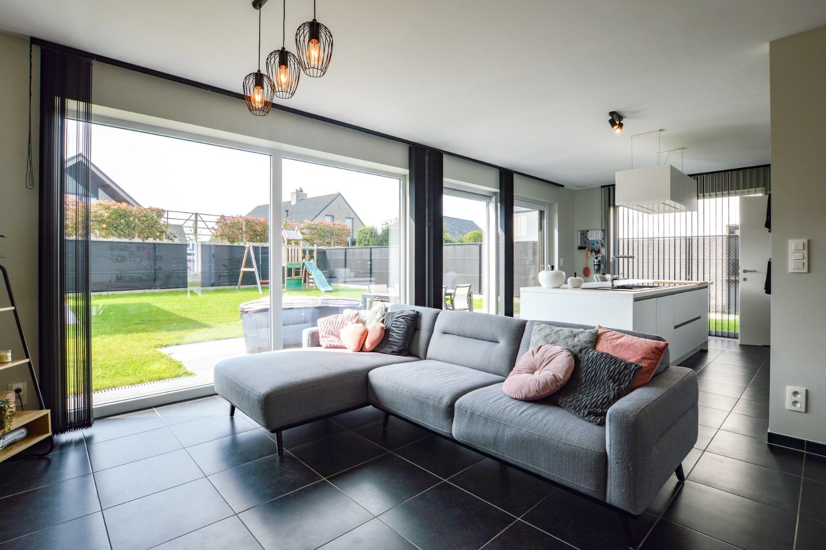 Energiezuinige villa in een rustige verkaveling te Eernegem foto 6