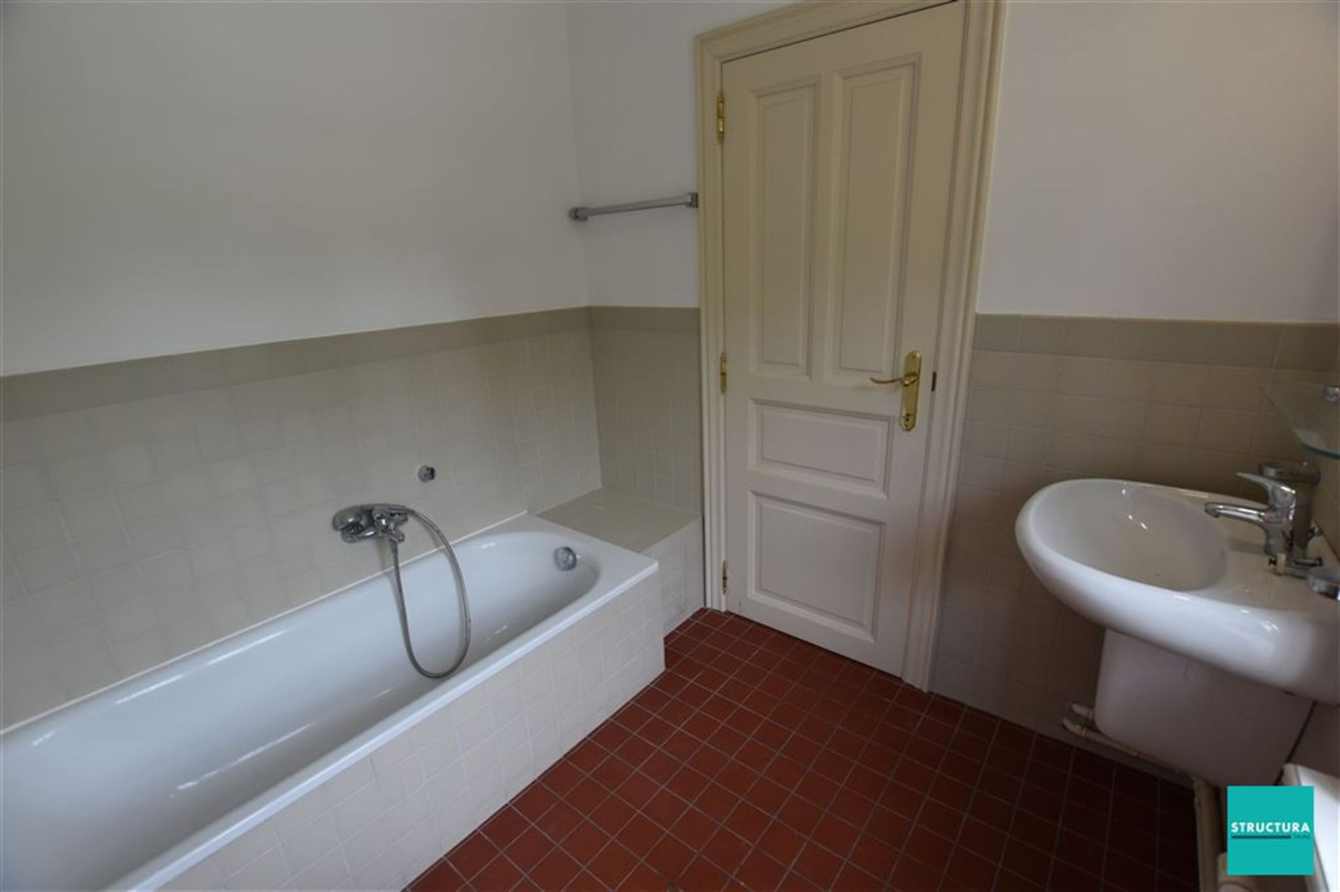 Unieke villa te huur in Humbeek foto 14