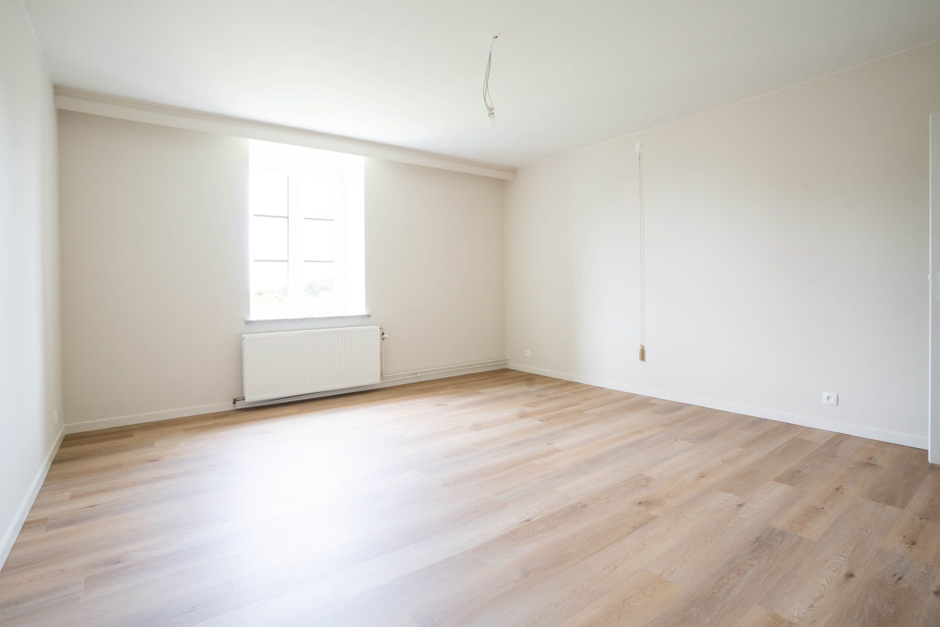 Licht en ruim hoekappartement met drie slaapkamers en garage foto 18