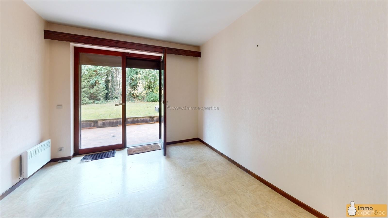 STOMBEEK-BEVER: Ruim appartement + tuin + garage. foto 11