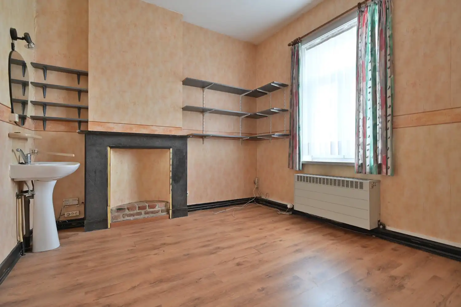 Karaktervol herenhuis met binnenkoer op ruim perceel in Vreren (Tongeren-Borgloon) foto 14