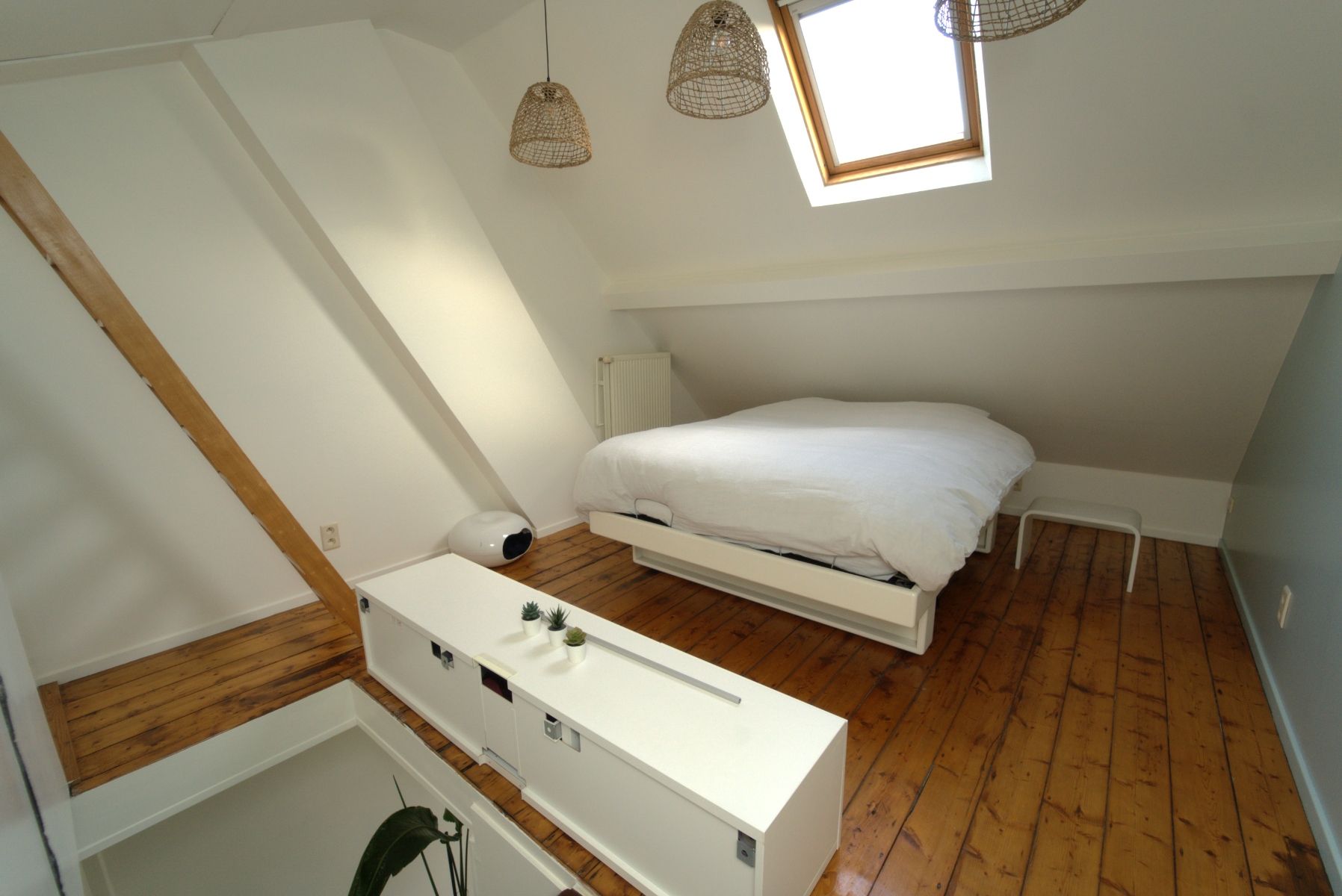 Rijwoning met 3 slaapkamers nabij centrum foto 21