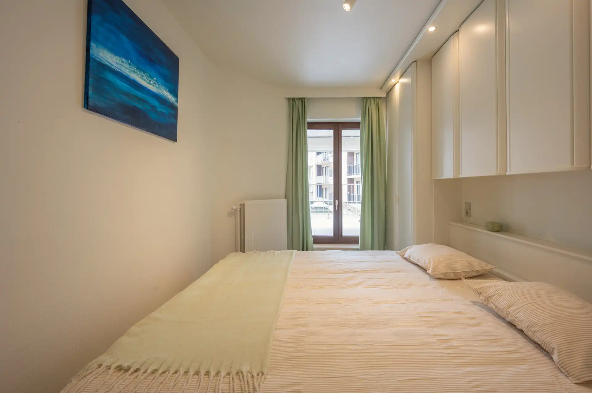Gemeubeld: Zeer ruim appartement met zeezicht vlakbij het Rubensplein! foto 12