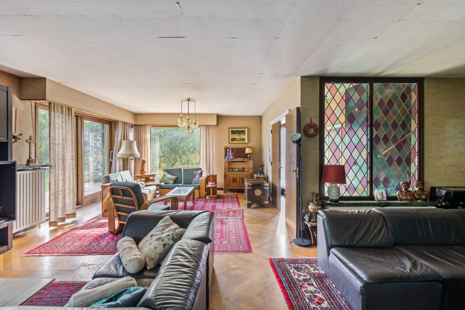 SEVENTIES BUNGALOW OP PERCEEL 46 A 48 CA MET POTENTIËLE BOUWGROND foto 9