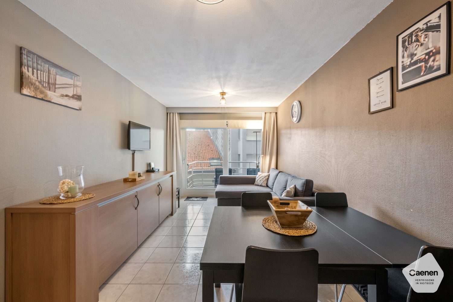 Zongerichte studio met slaaphoek vlakbij het strand foto {{pictureIndex}}