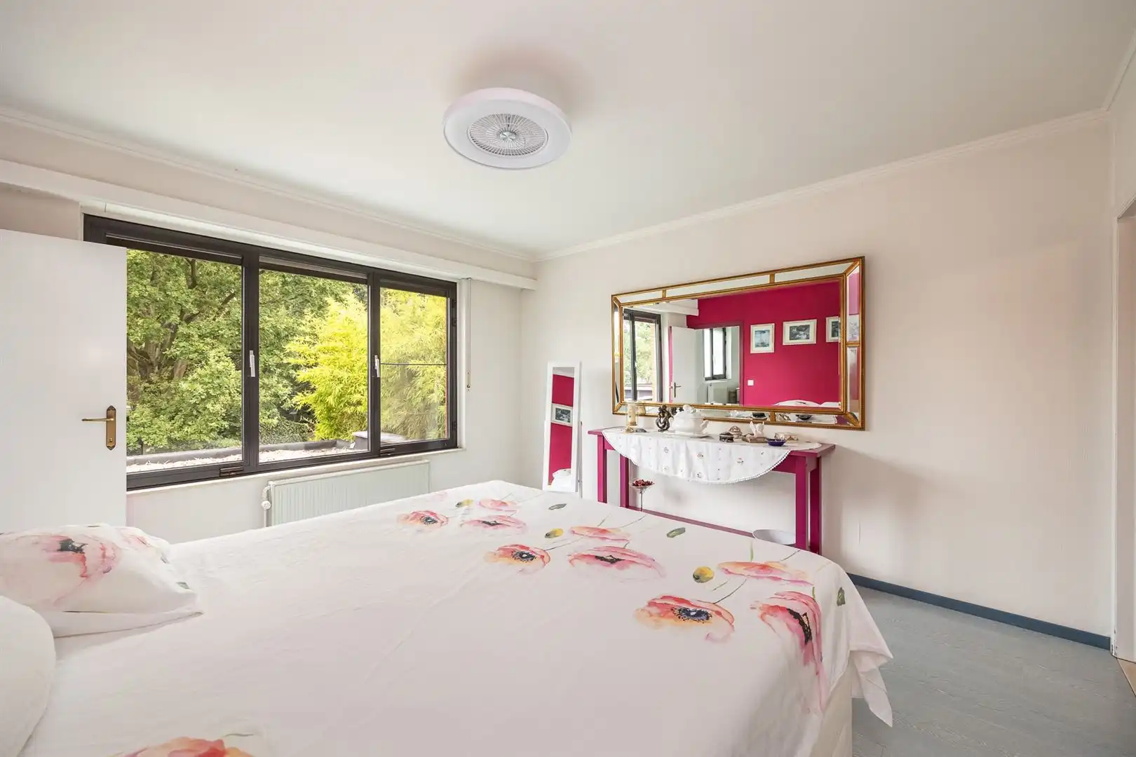 Uitzonderlijke ruime woning aan natuurdomein 'T Rood. foto 21
