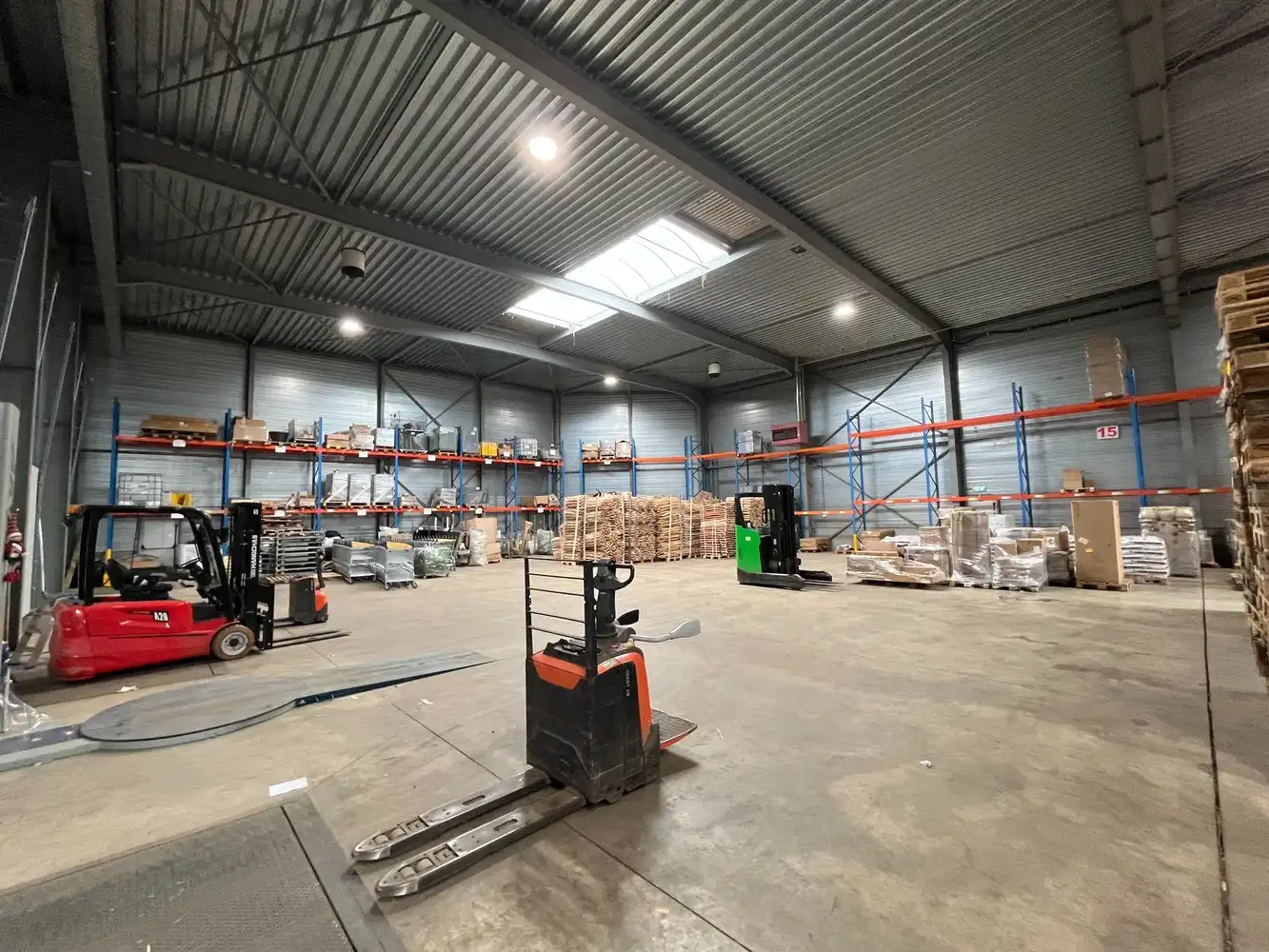 5.855m² opslag op 11.293m² terrein foto 8