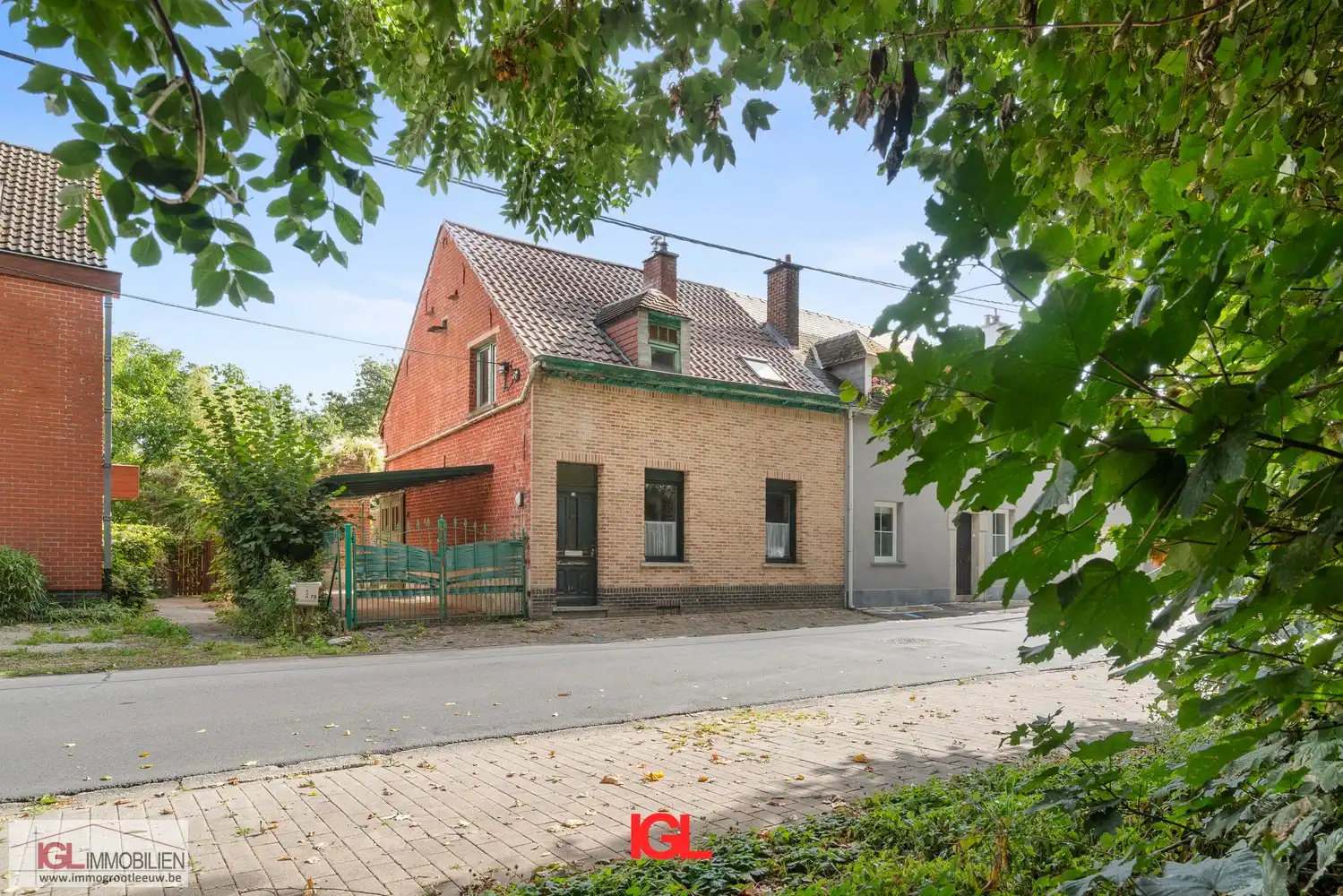 Te renoveren driegevel tegenover Beukenbos foto 22