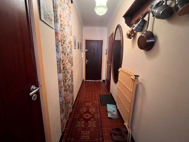 Te renoveren studio met zeer ruim balkon met zijdelings zeezicht. foto 5