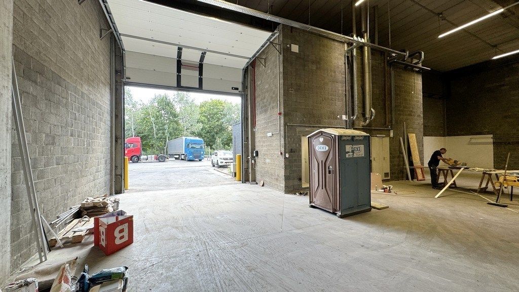 Bedrijfsruimte te huur in de Haven van Antwerpen foto 2