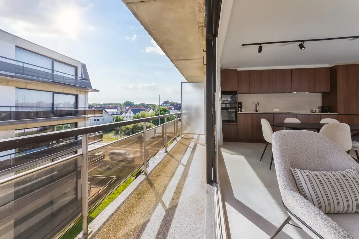 Prachtig gerenoveerd appartement nabij het strand foto 6