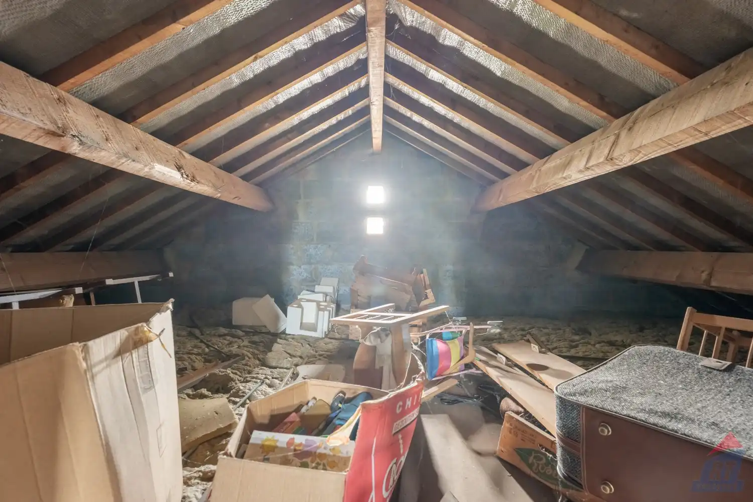 Te renoveren halfopen bebouwing met 3 slaapkamers, garage en tuin op rustige ligging in Ulbeek foto 17