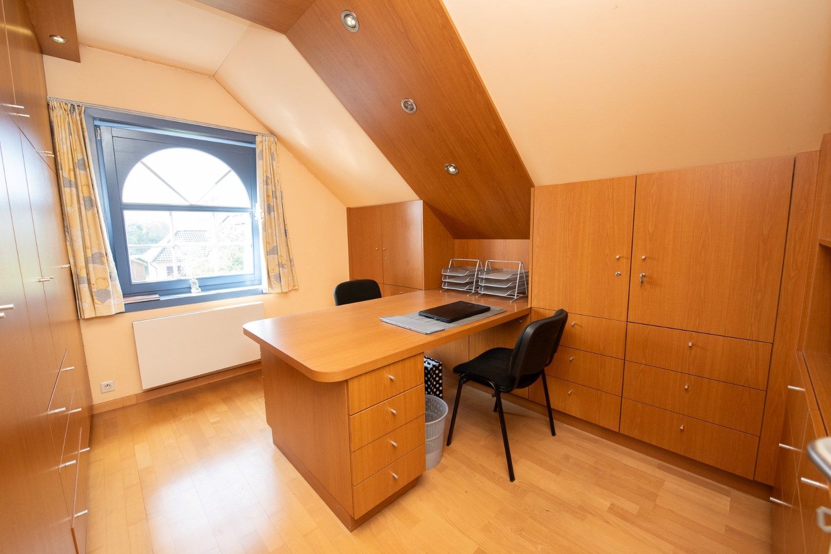 Te koop in Zulte – Alleenstaande villa met karakter op toplocatie  foto 15