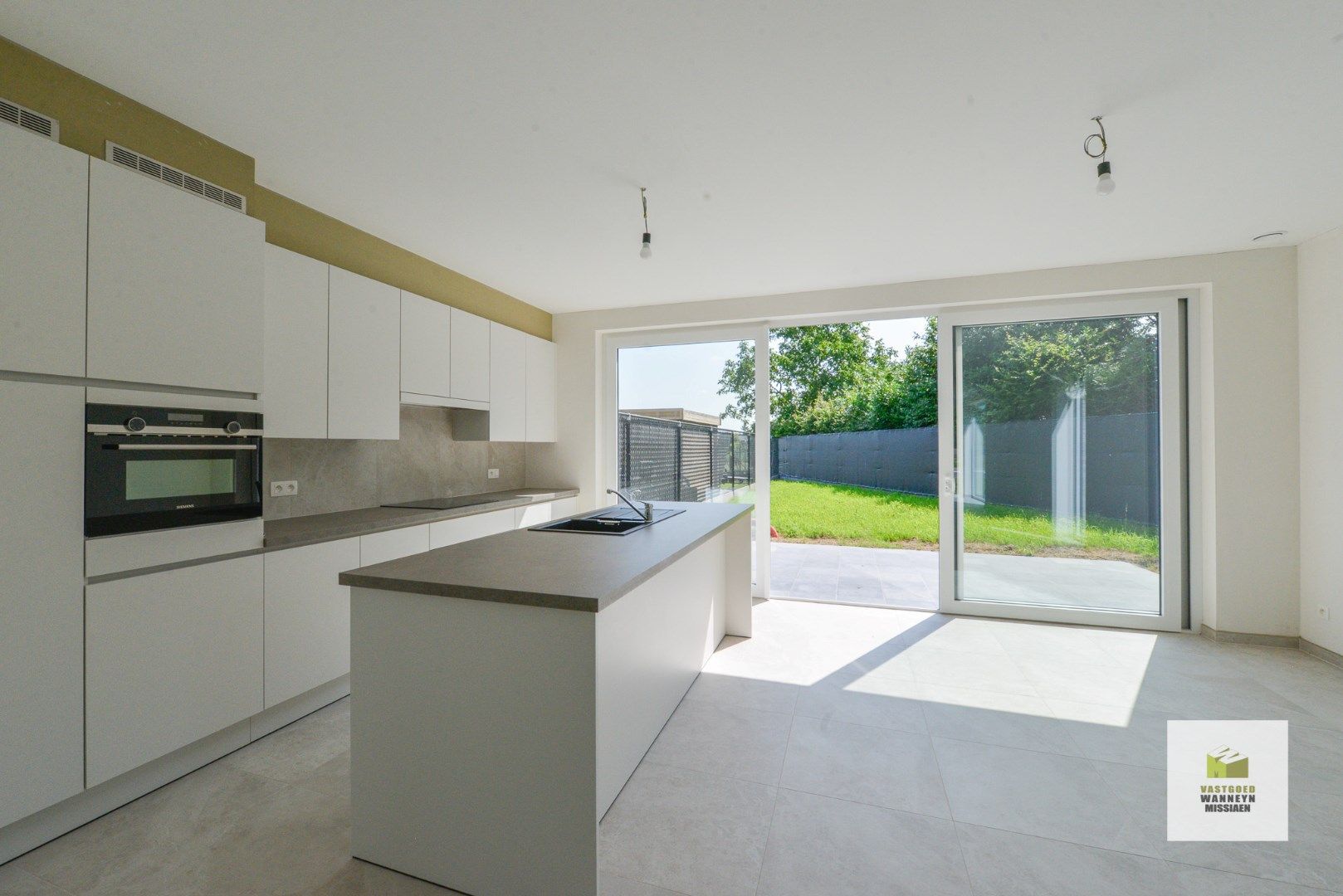 Nieuwbouwwoning met 4 slaapkamers met landelijk uitzicht, weide erbij kopen is mogelijk. foto 5
