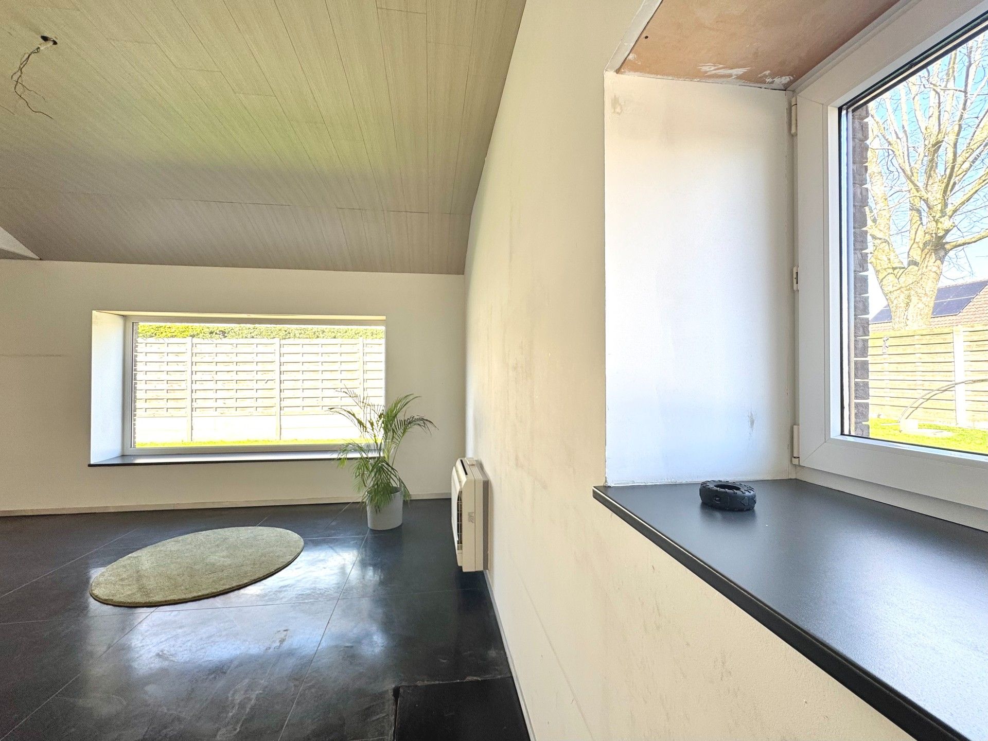 VRIJSTAANDE ENERGIEZUINIGE WONING MET GROTE GARAGE - 836 M² foto 15