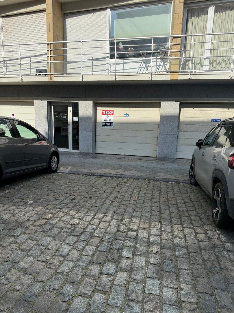 RUIME GARAGEBOX VLAKBIJ ZEEDIJK foto 2