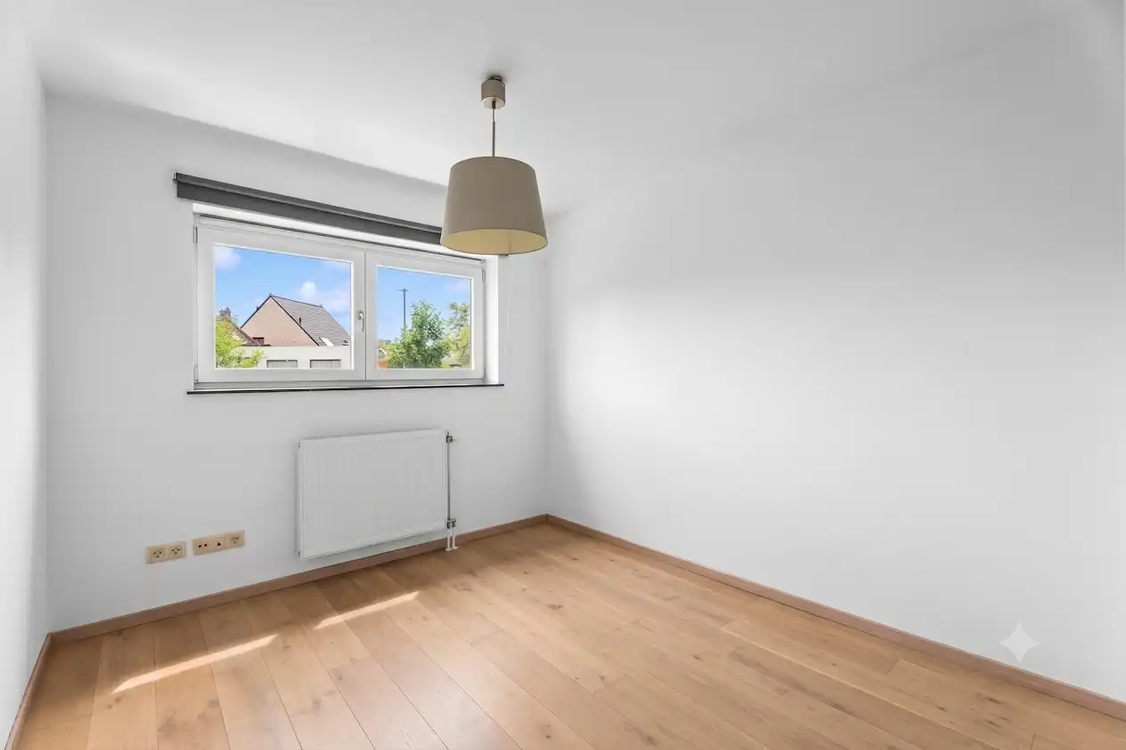 Instapklare halfopen bebouwing met 3 slaapkamers foto 8