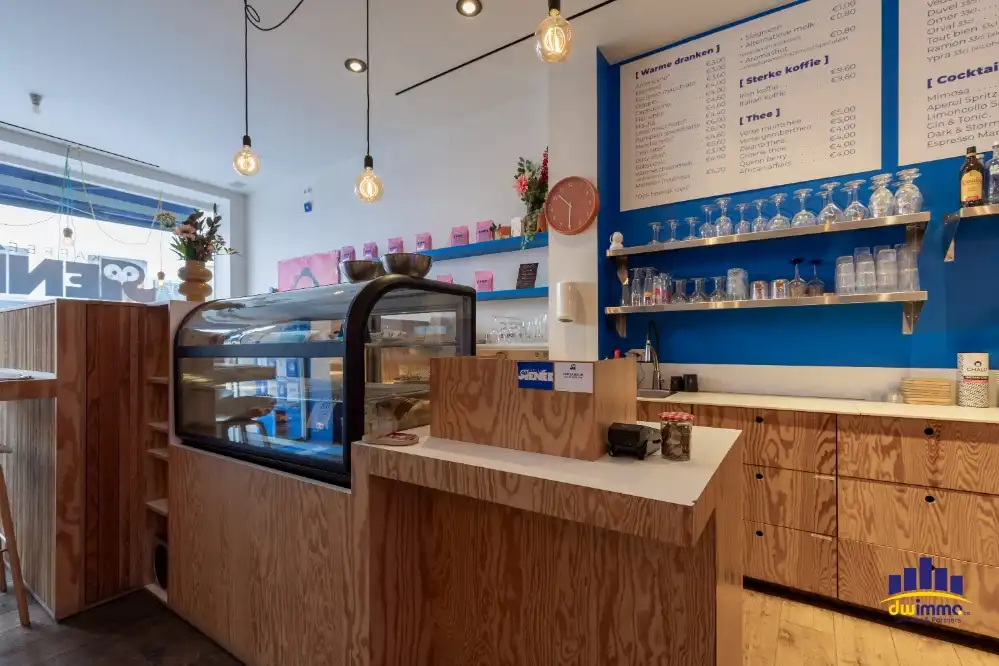 Trendy koffiebar over te nemen in Kortrijk foto 15