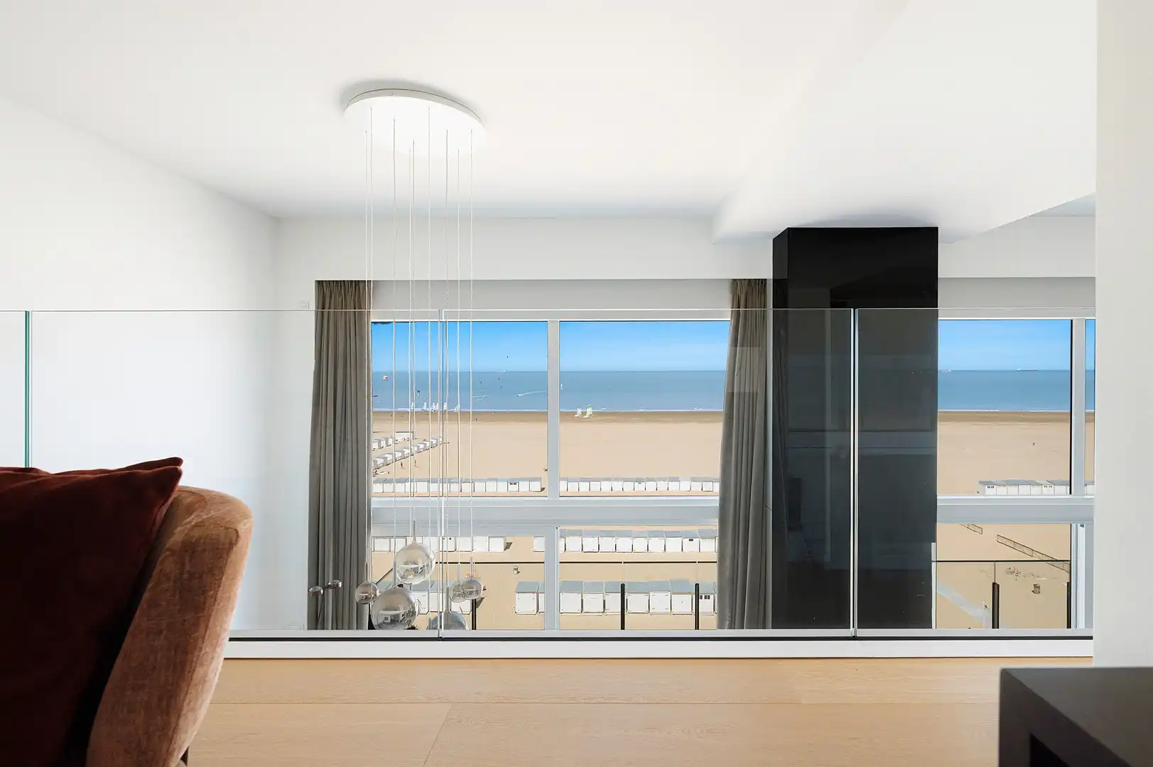 Exclusieve mezzanine met panoramisch frontaal zeezicht – Residentie Royal Navy foto 20