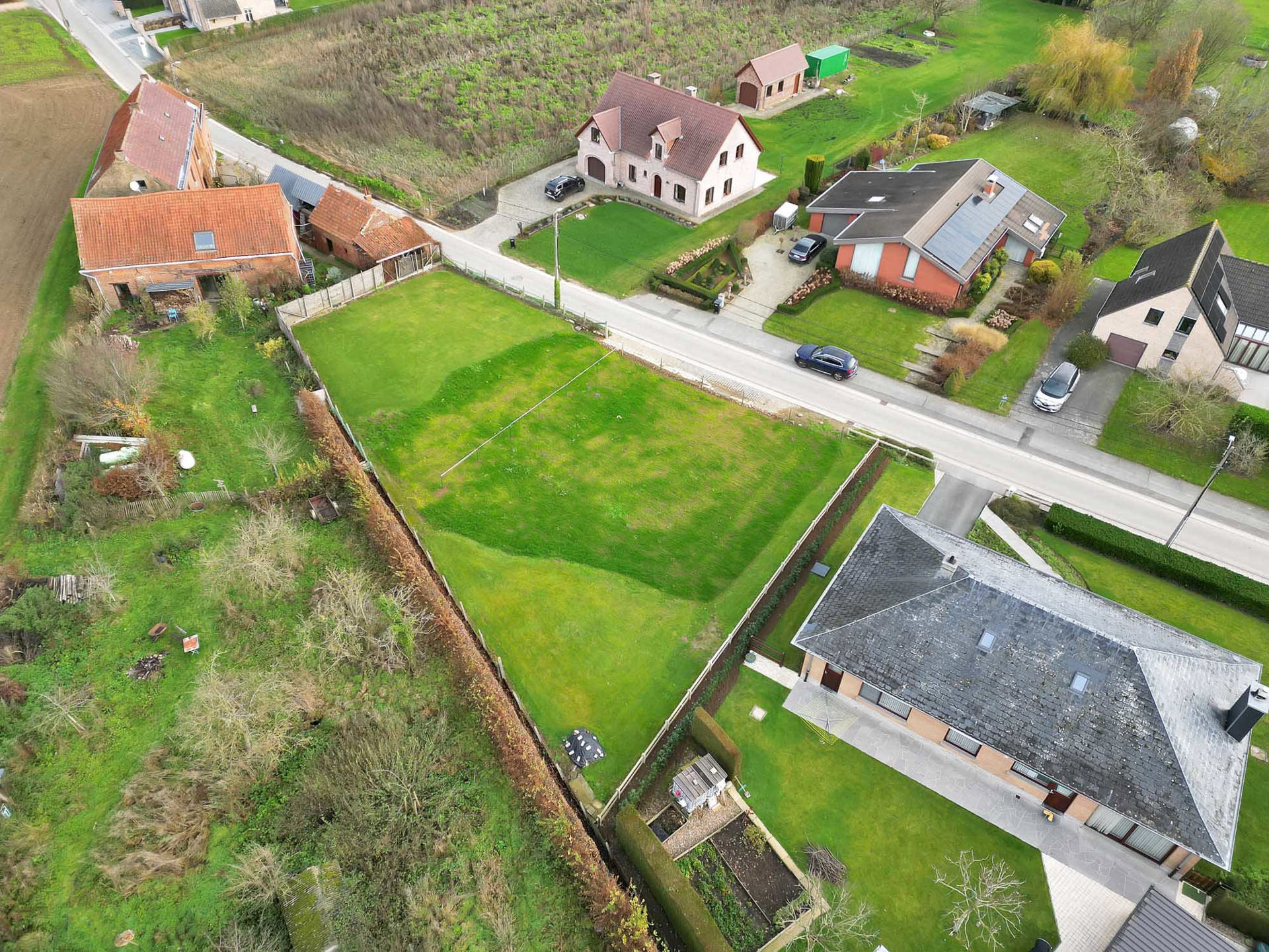 Perceel grond voor open bebouwing op 5a 27ca foto 5