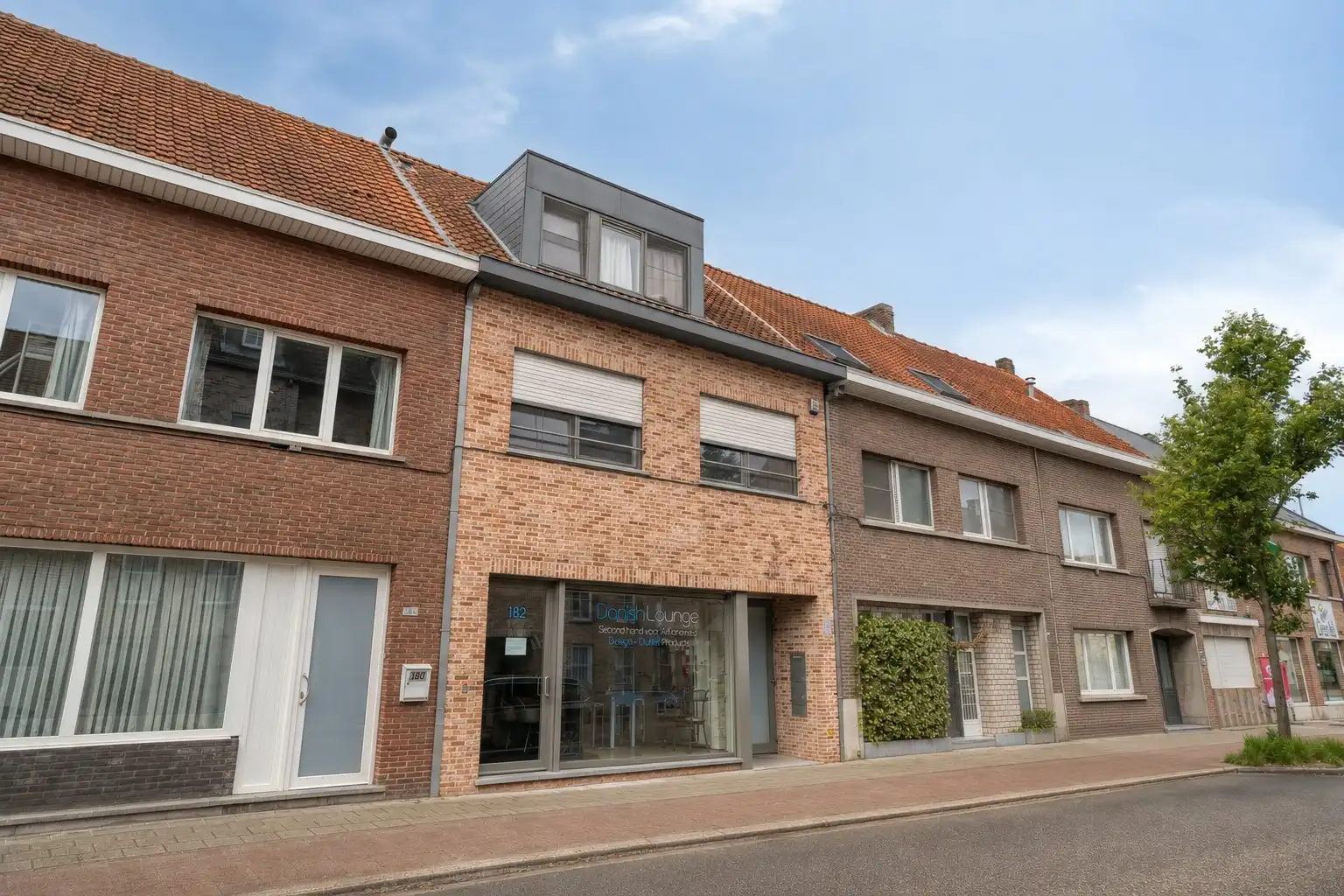 Instapklaar en goed gelegen handelsruimte van 126 m² kortbij het centrum van Geel !  foto 18