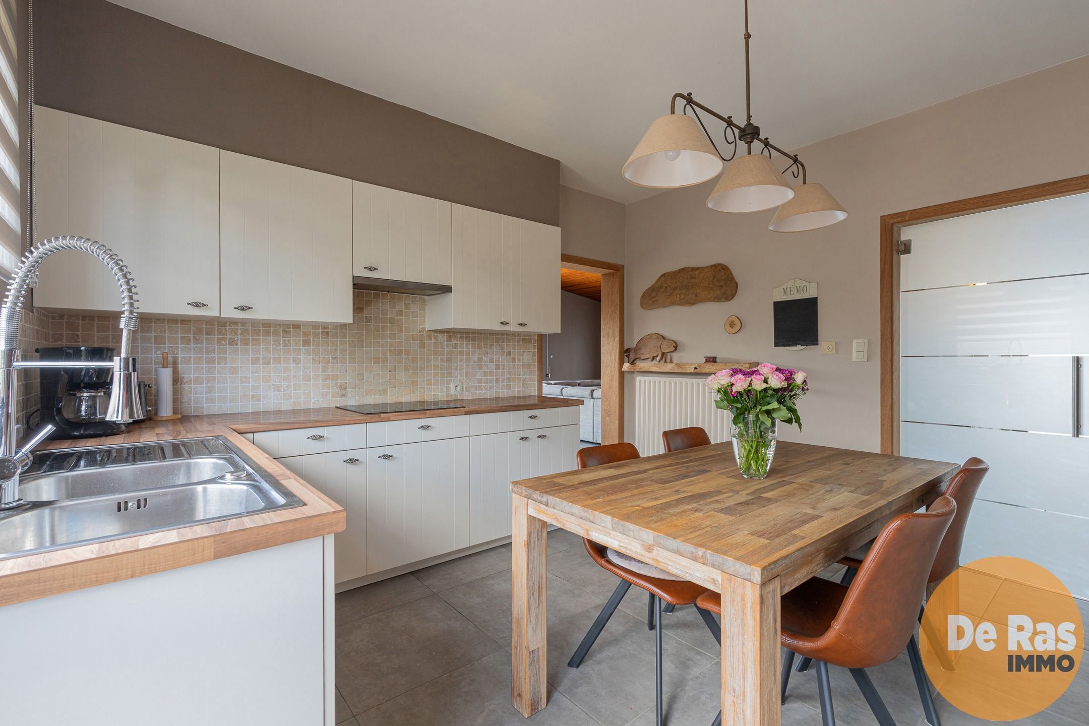 STEENHUIZE - Ruime villa in landelijke omgeving met 3 slpks foto 11