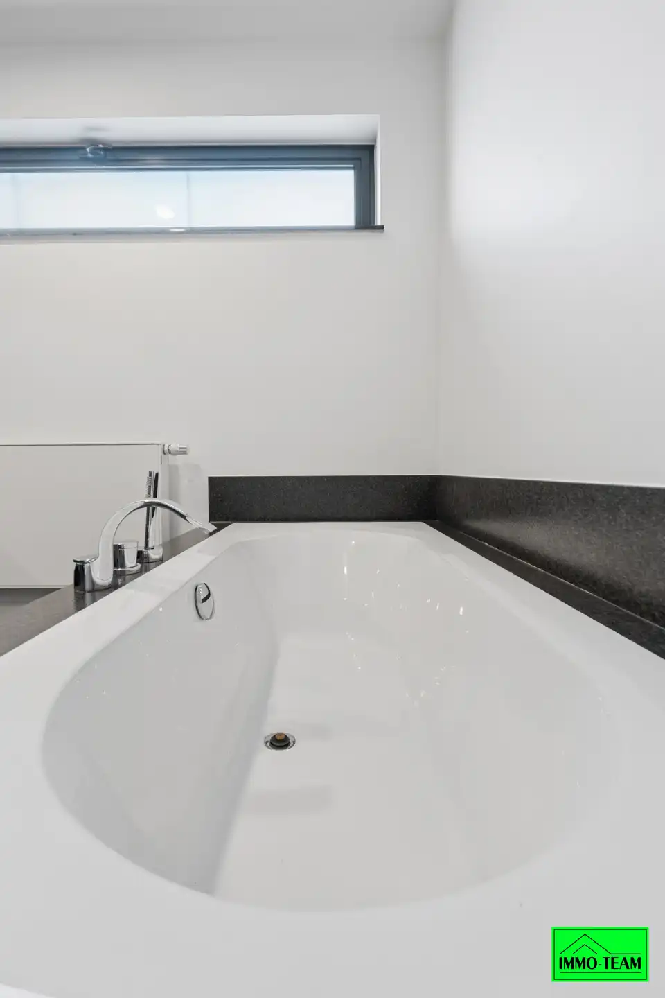 Instapklare, energiezuinige gezinswoning met tuin en garage foto 16