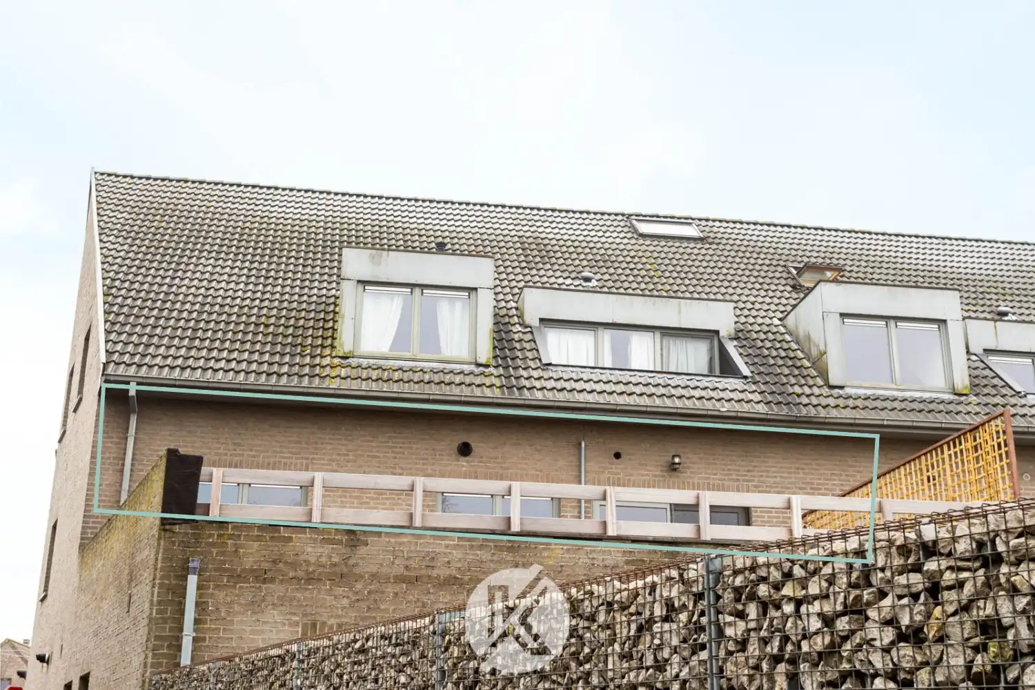 Lichtrijk appartement met ruim terras en staanplaats foto 19