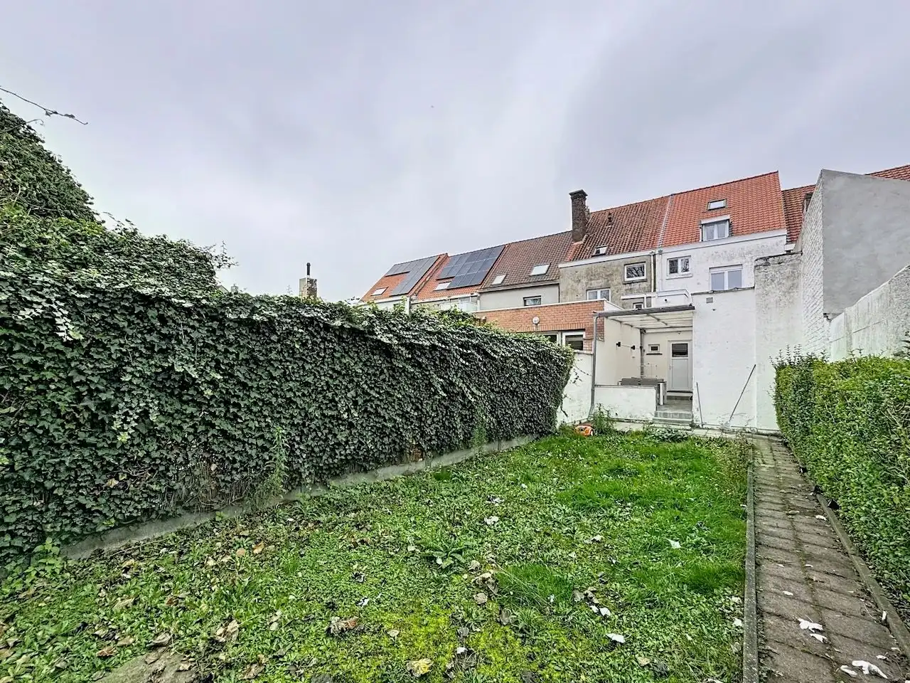 Comfortabel wonen in een gerenoveerde rijwoning met karakter foto 30