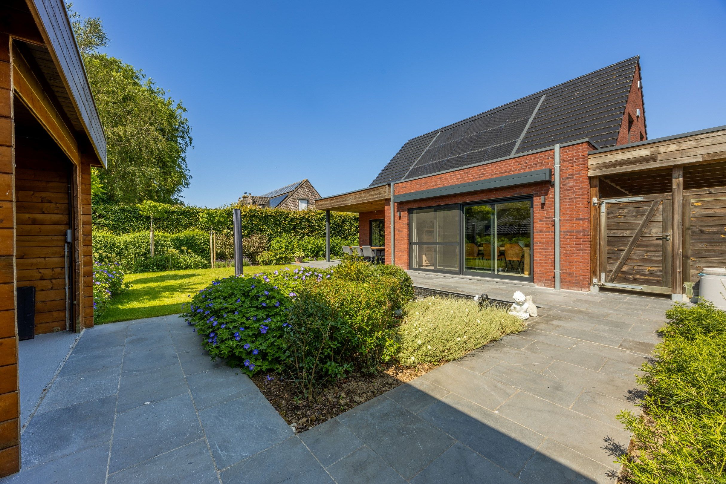 ENERGIEZUINIGE OPEN BEBOUWING MET CARPORT foto 16