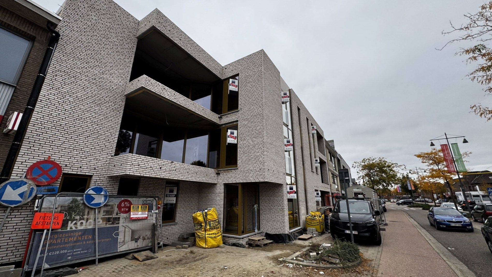 SLECHTS 3 BESCHIKBAAR! 6% BTW - KNAP ARCHITECTURAAL, DOORDACHT NIEUWBOUWPROJECT IN HET CENTRUM VAN KERMT foto 16