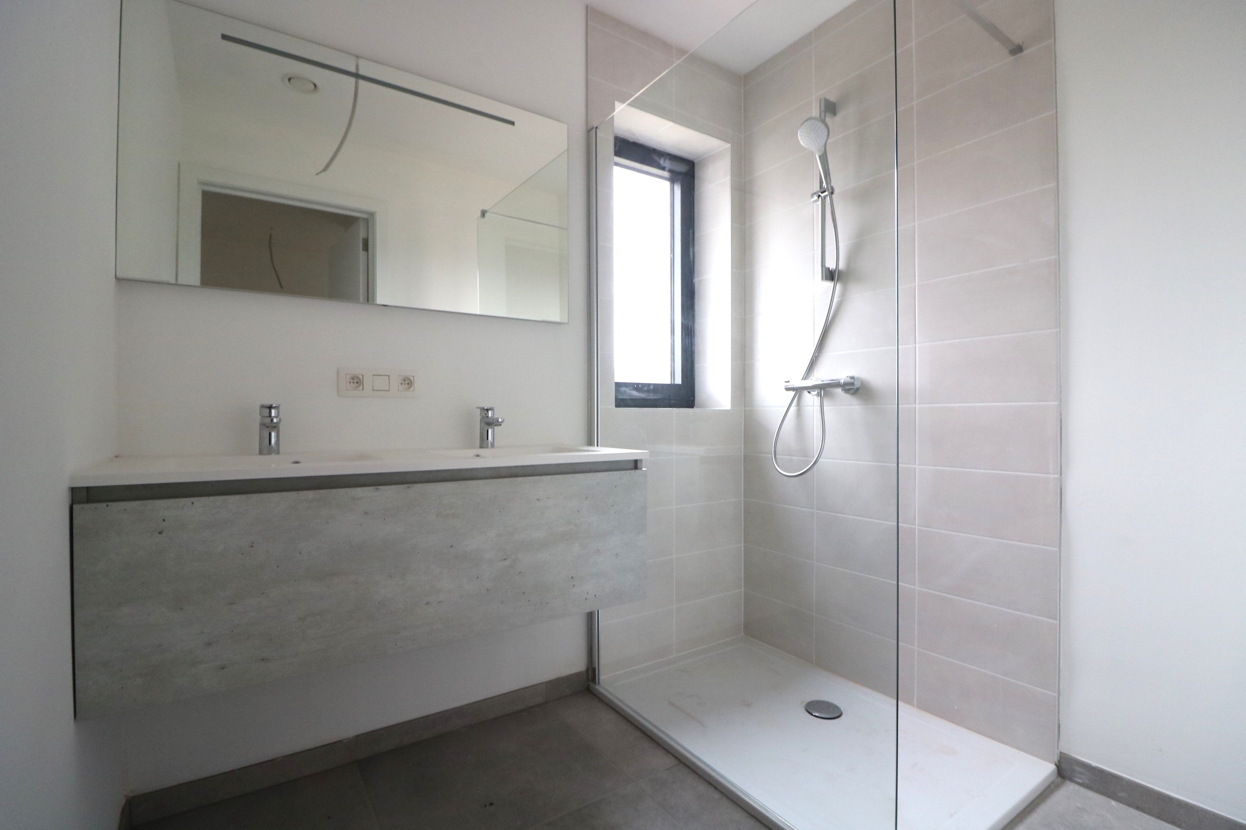 Nieuwbouw/ 2-slaapkamerappartement/centrum foto 5