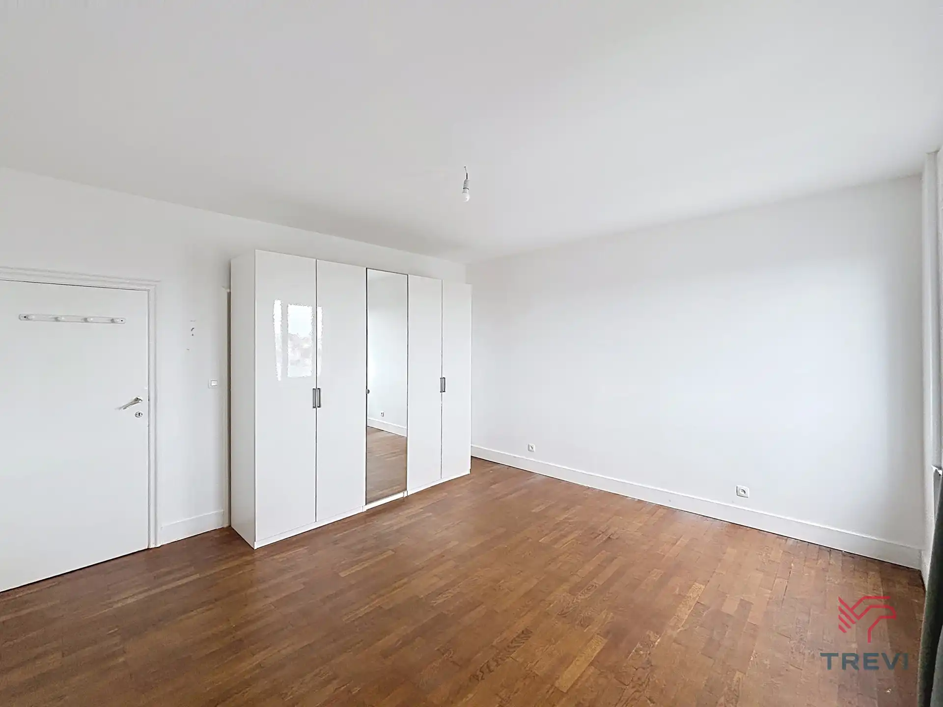 Kamer in een gedeelde woning in een appartement met terras foto 10