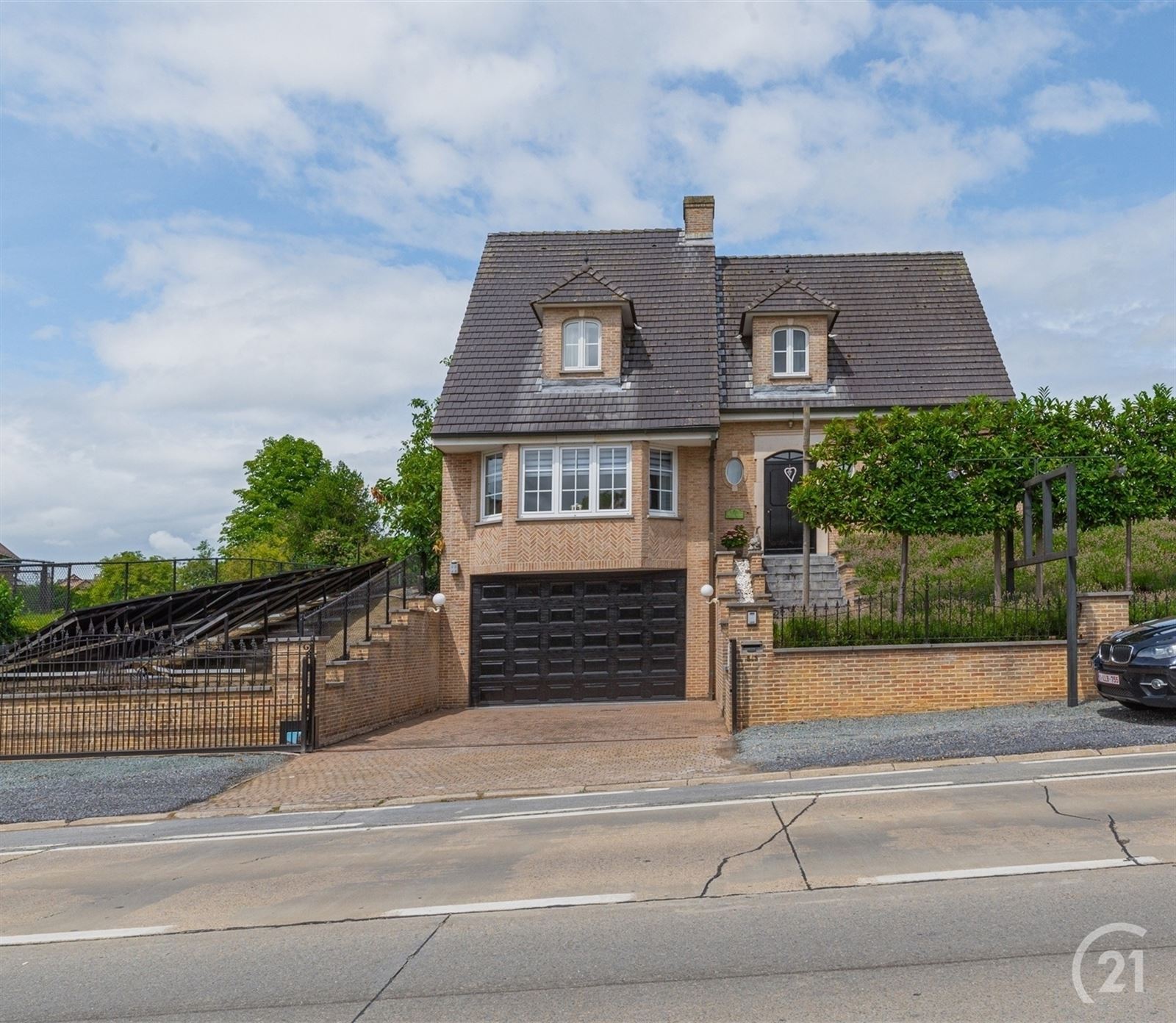 Exclusieve, energiezuinige villa op mooi perceel van 8a14 foto 6