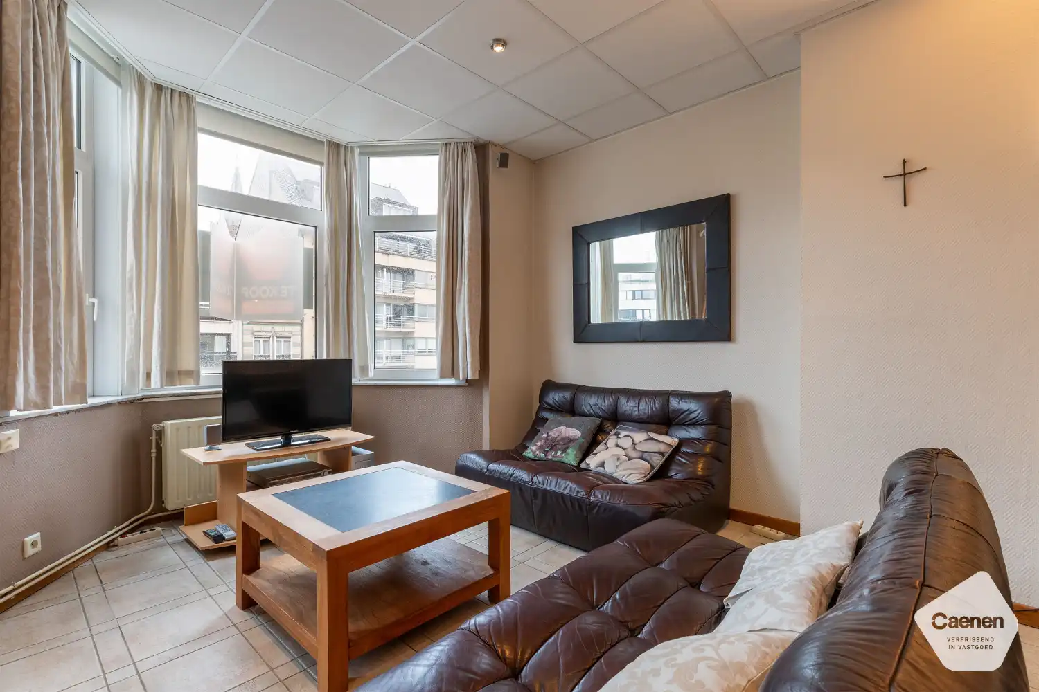 Ruim en lichtrijk appartement met 3 slaapkamers op topligging vlakbij station, strand en centrum foto 5