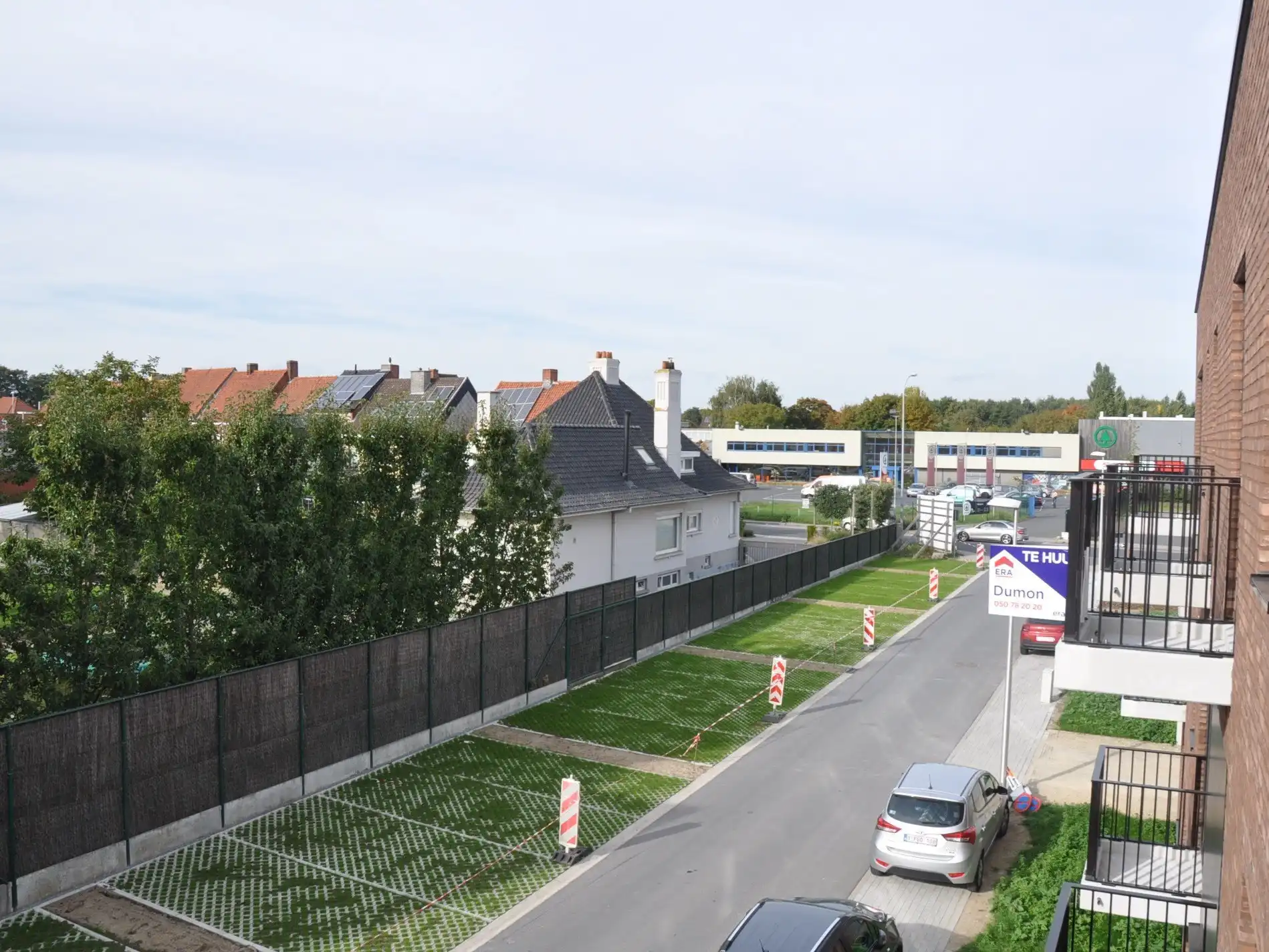Verzorgd appartement met twee slaapkamers - terras - staanplaats - berging foto 14