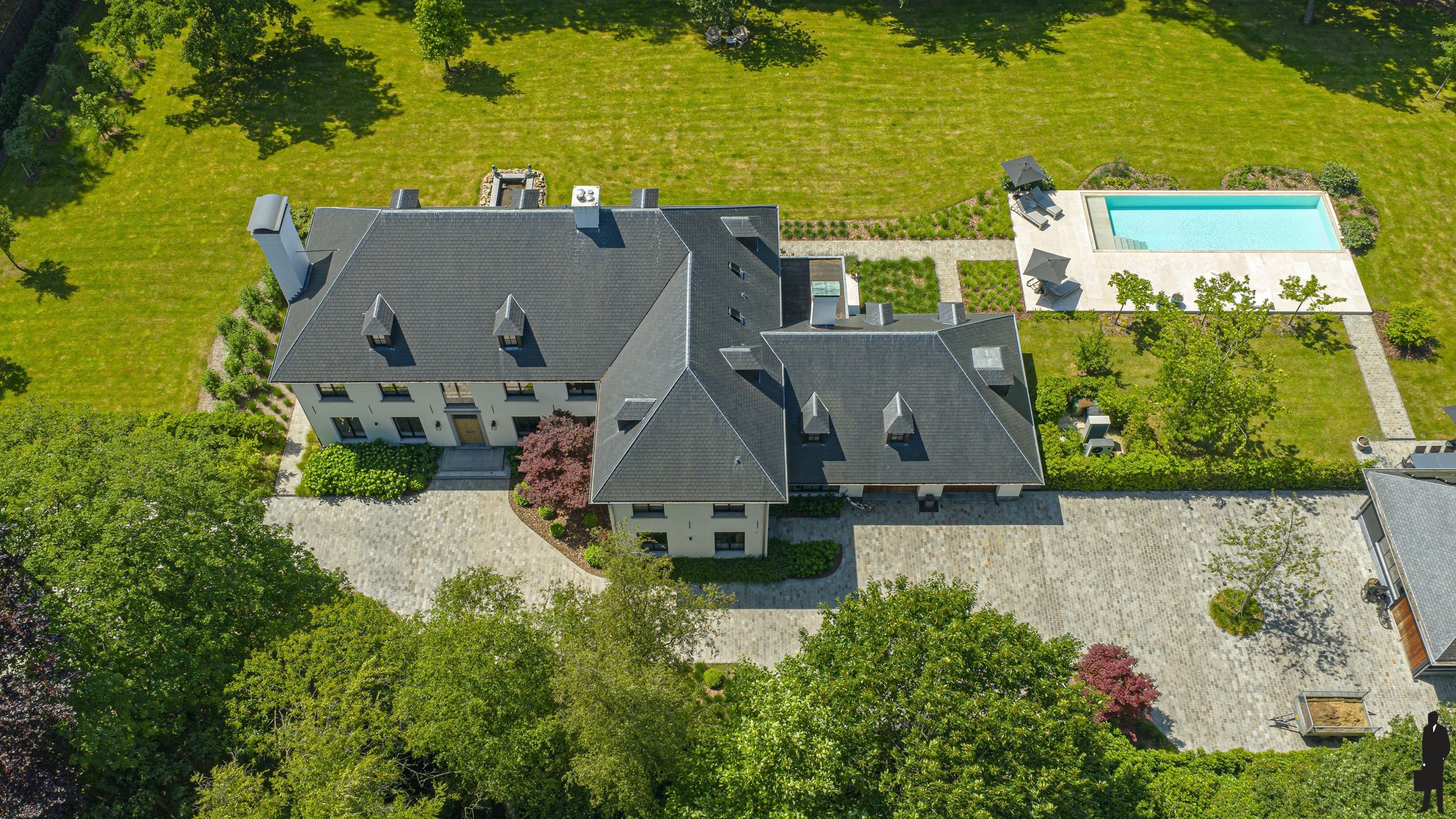 Exclusieve villa met zwembad en bijgebouw op 6.457 m² foto 51