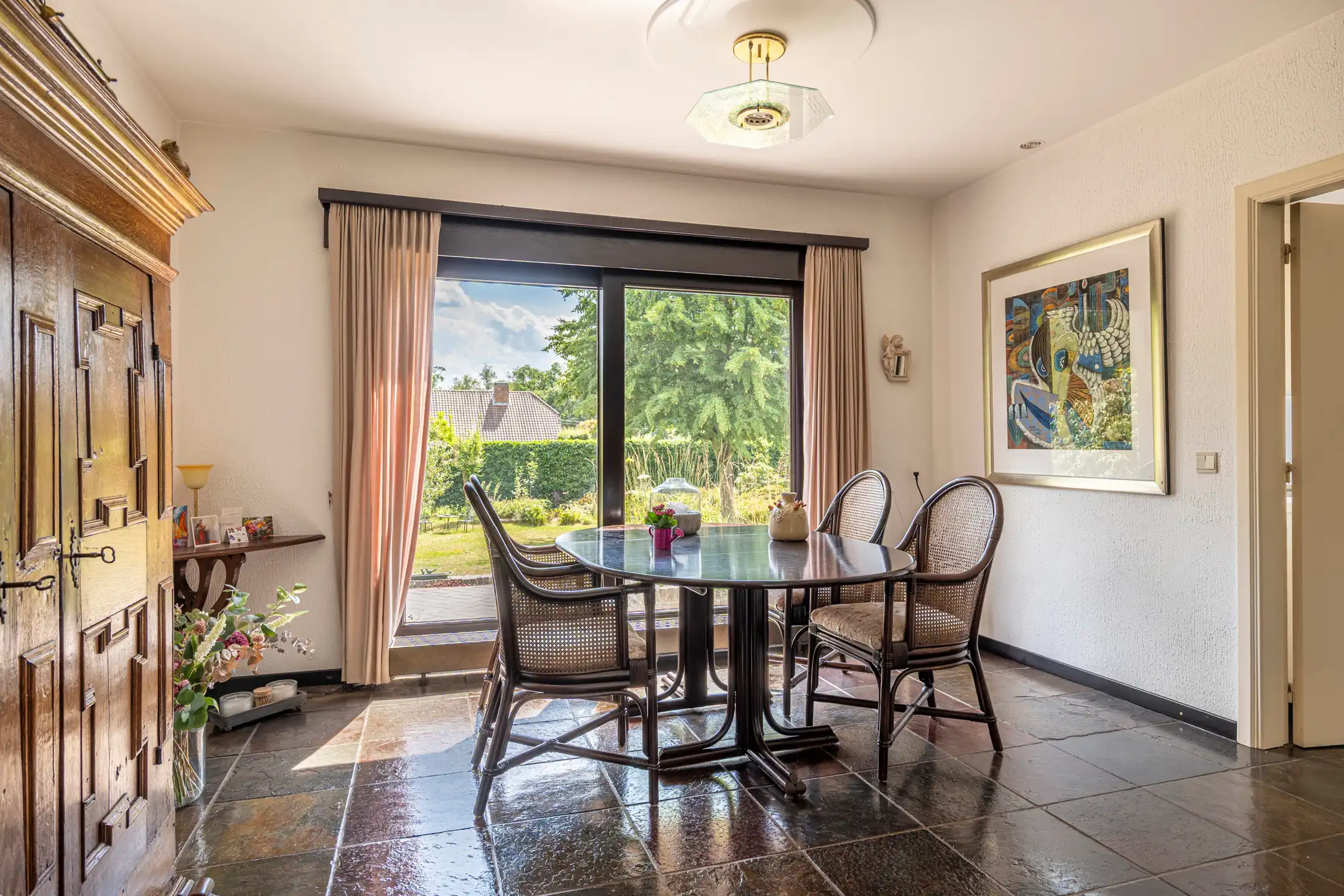 Rustig gelegen villa | 6 slks | 1.705 m² | zuidgericht foto 7