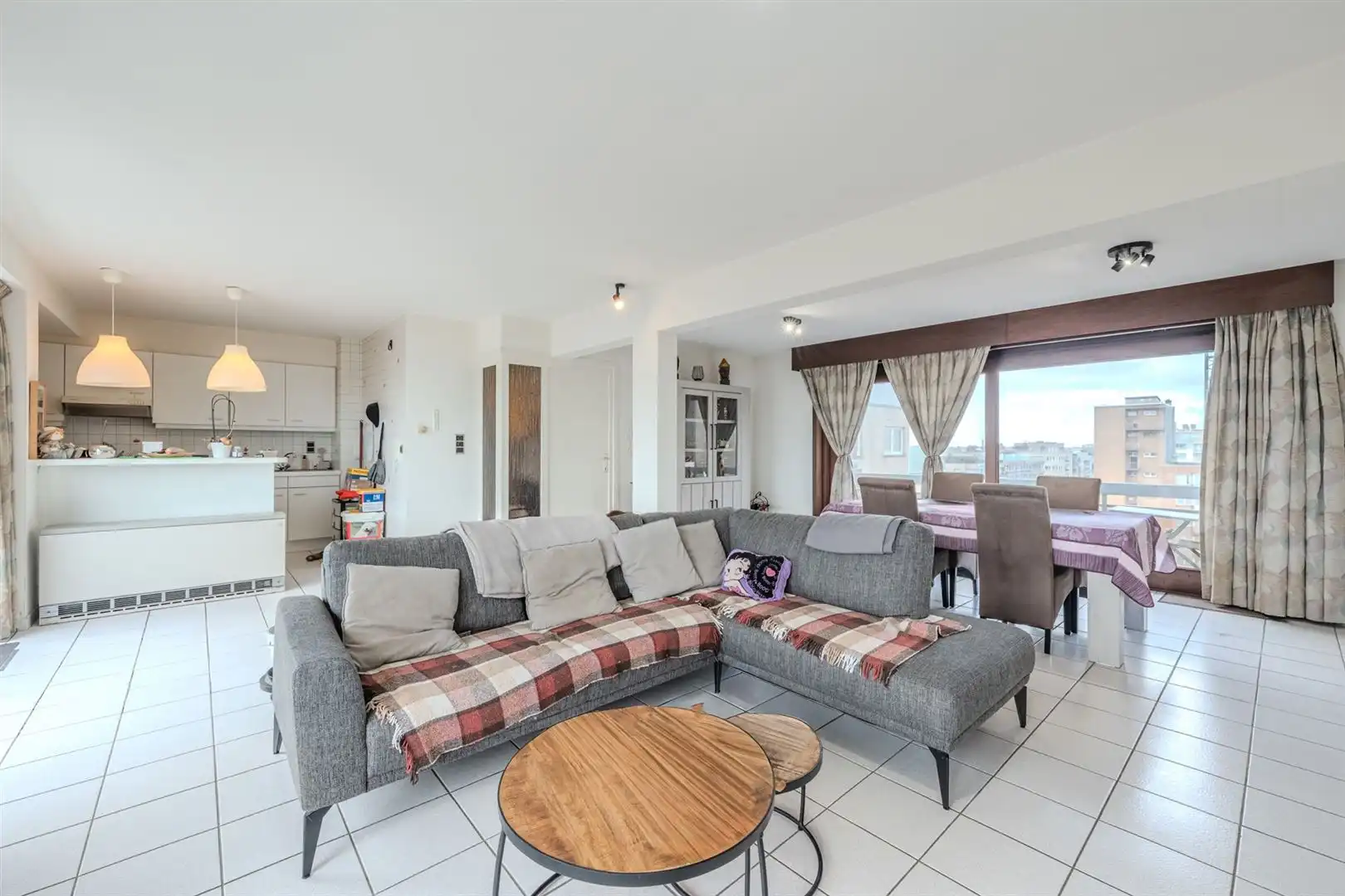 Hoofdfoto van de publicatie: duplex