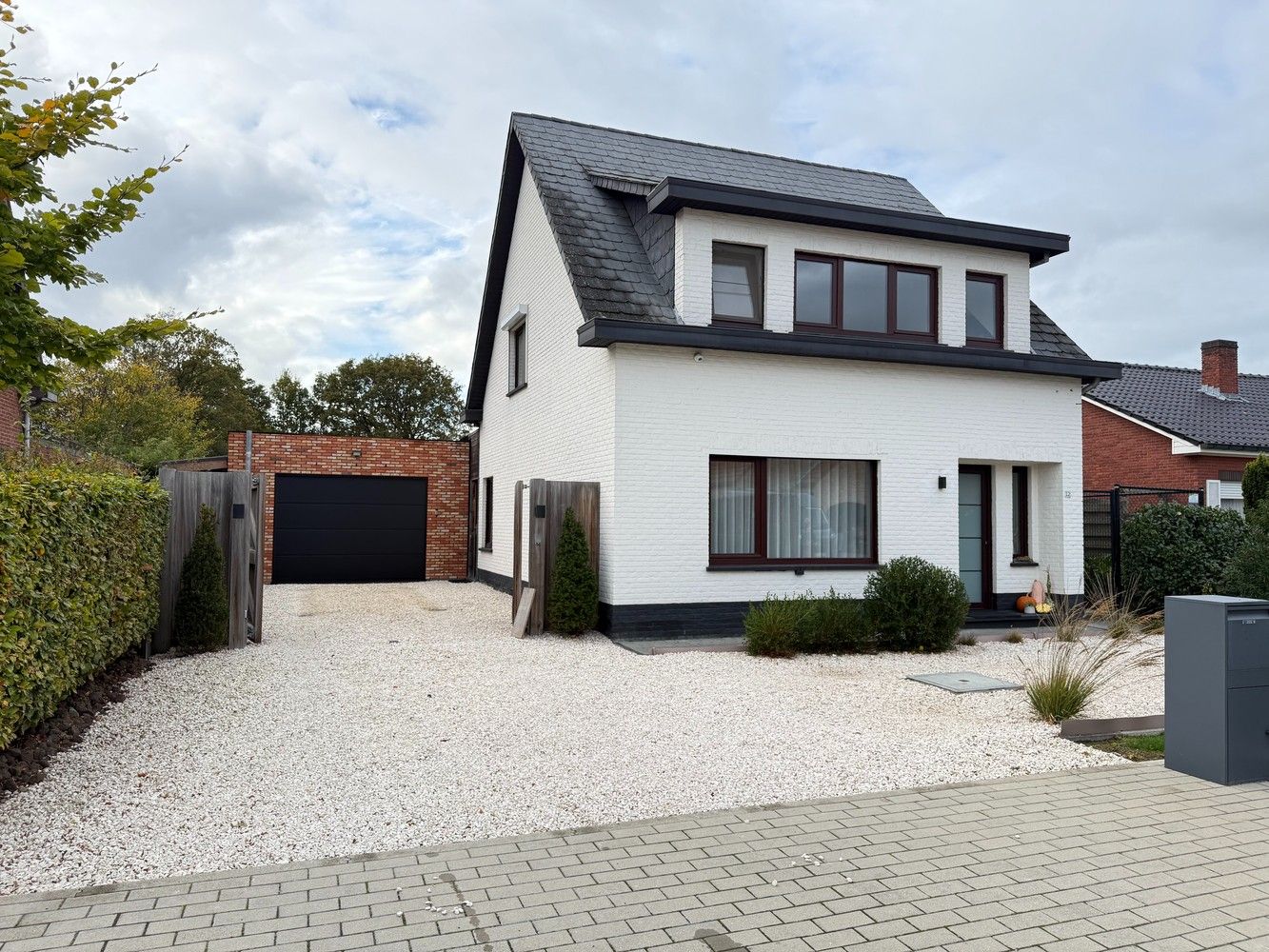 Instapklare woning met 3 Slpks en prachtige tuin foto {{pictureIndex}}
