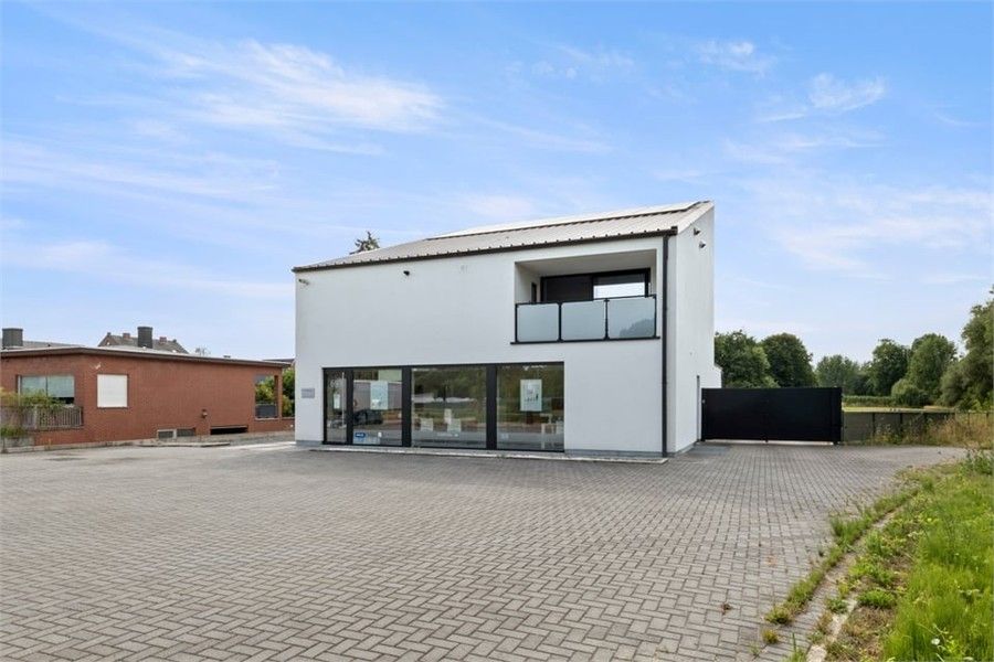 RUIME OPEN BEBOUWING MET KANTOOR EN ADEMBENEMEND ZICHT IN HASSELT foto 70