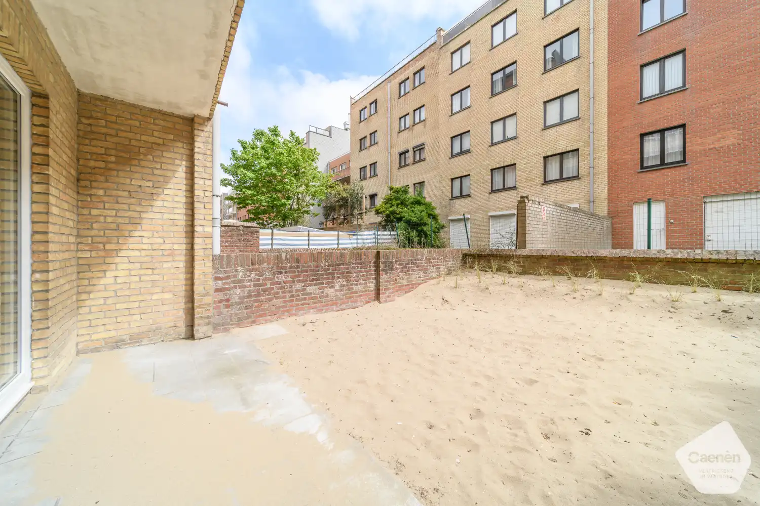 Luxueus gerenoveerd gelijkvloers appartement met zeezicht en zuidgerichte tuin foto 9