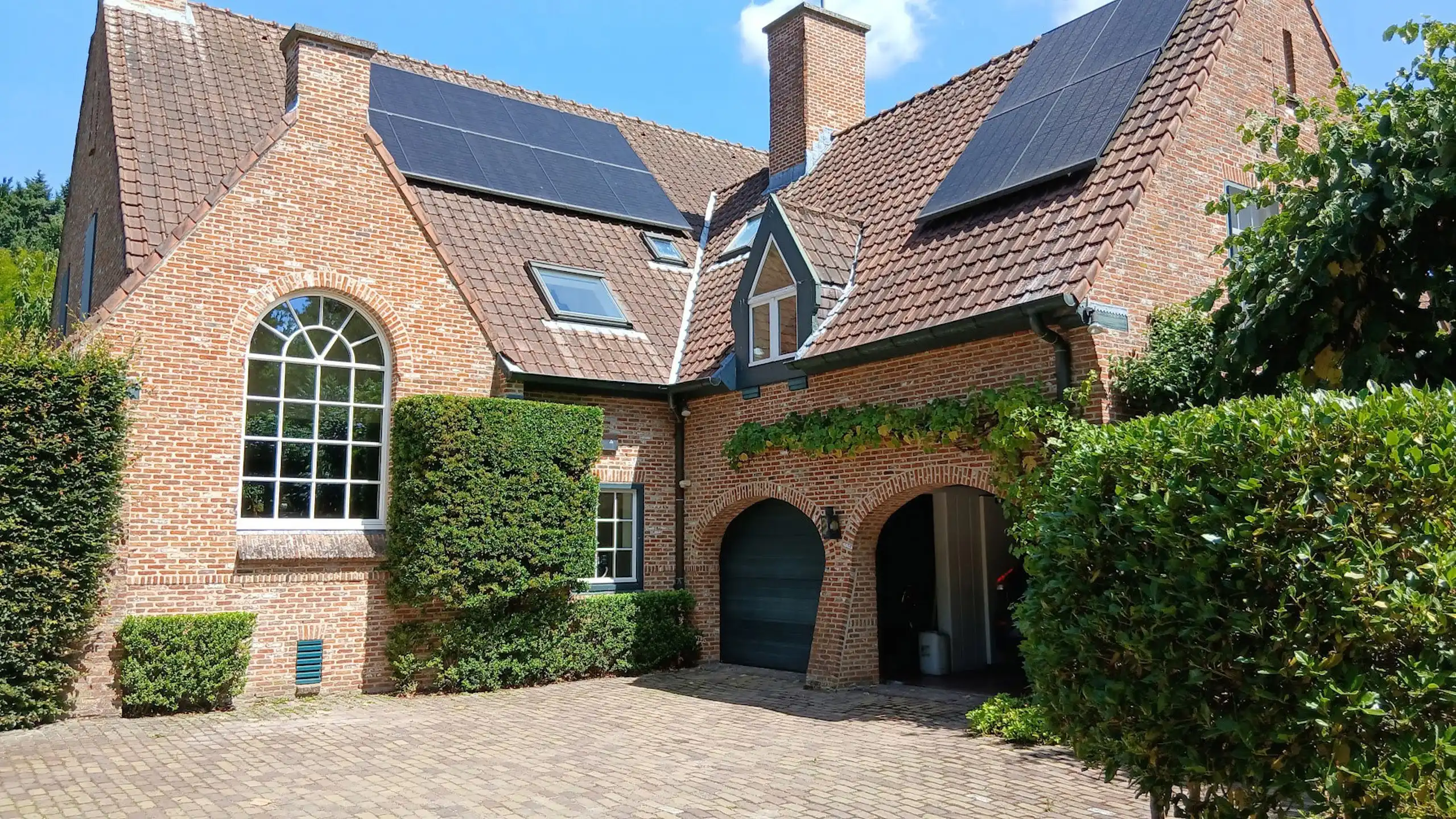 Villa met kantoor en 5 slpk. in groene rand van Turnhout foto 40