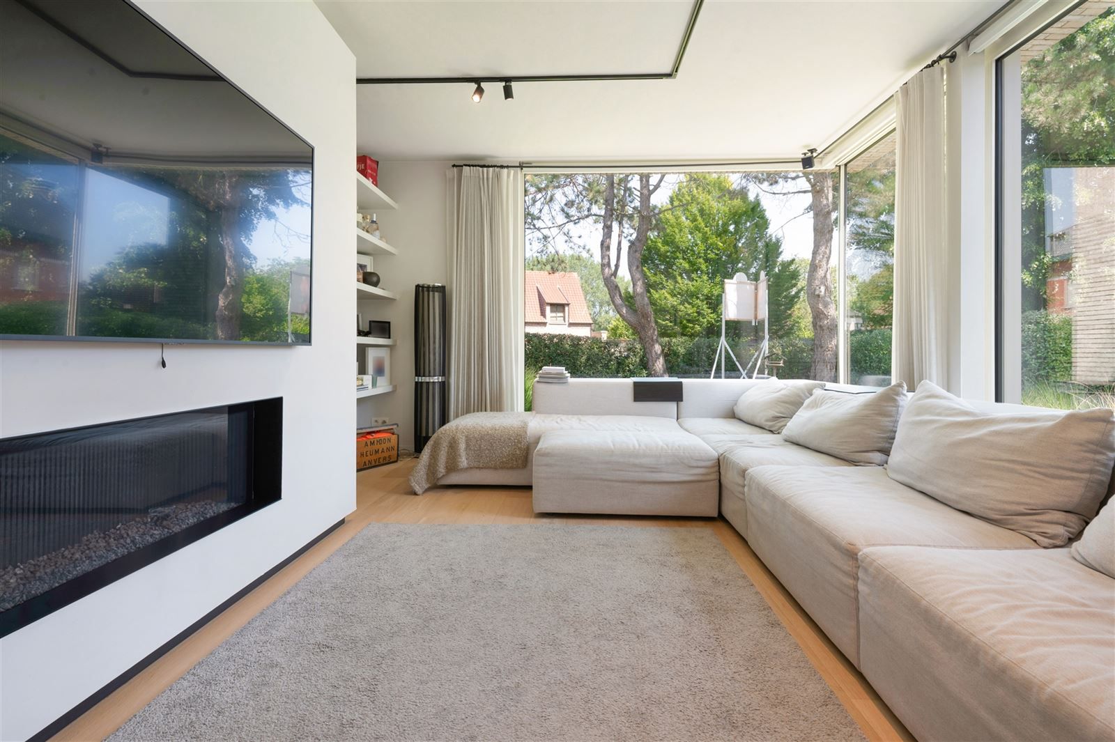 Gelijkvloers luxe appartement mét tuin foto 7