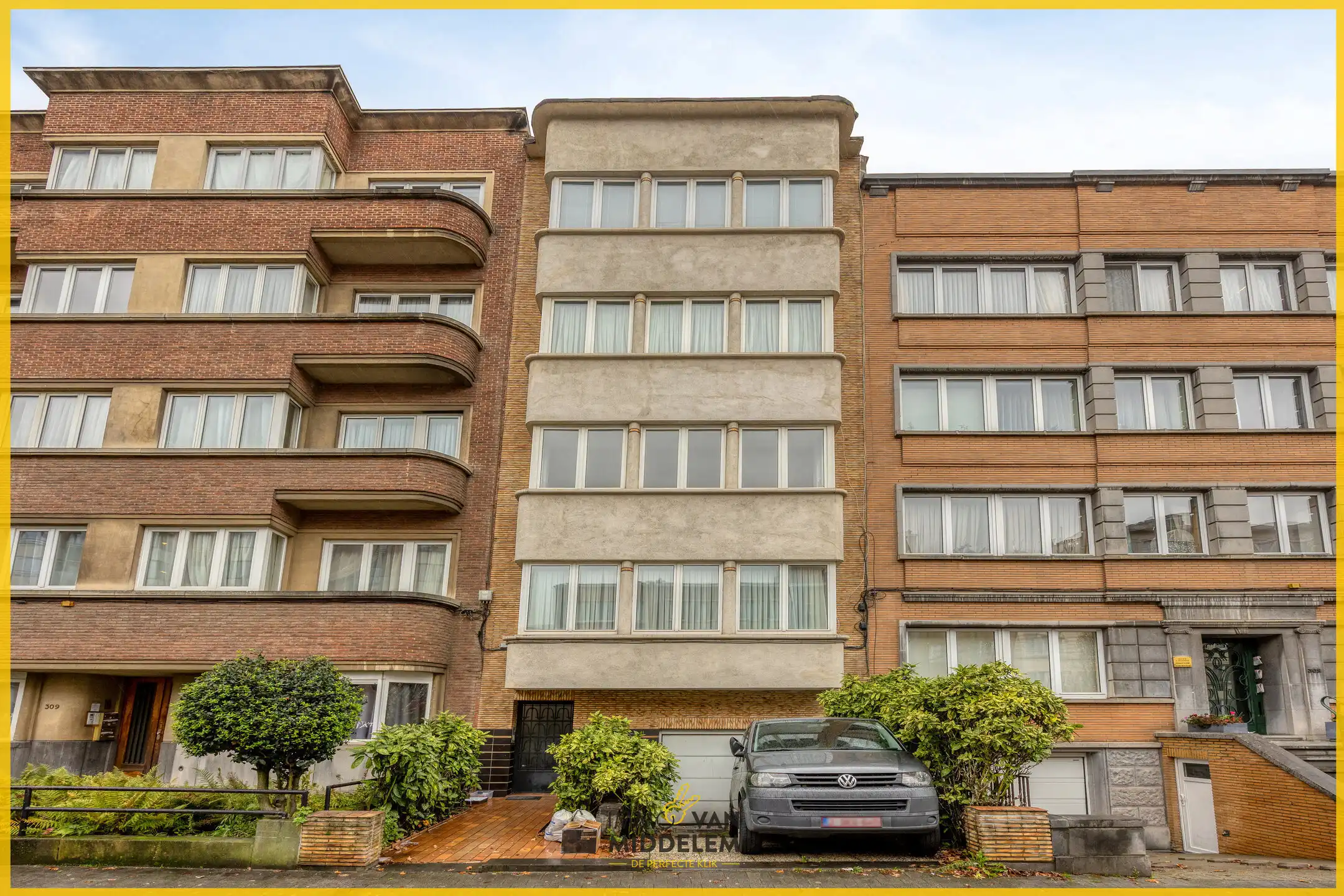 APPARTEMENT MET 2 KAMERS, TERRAS, TUIN EN GARAGE foto 20