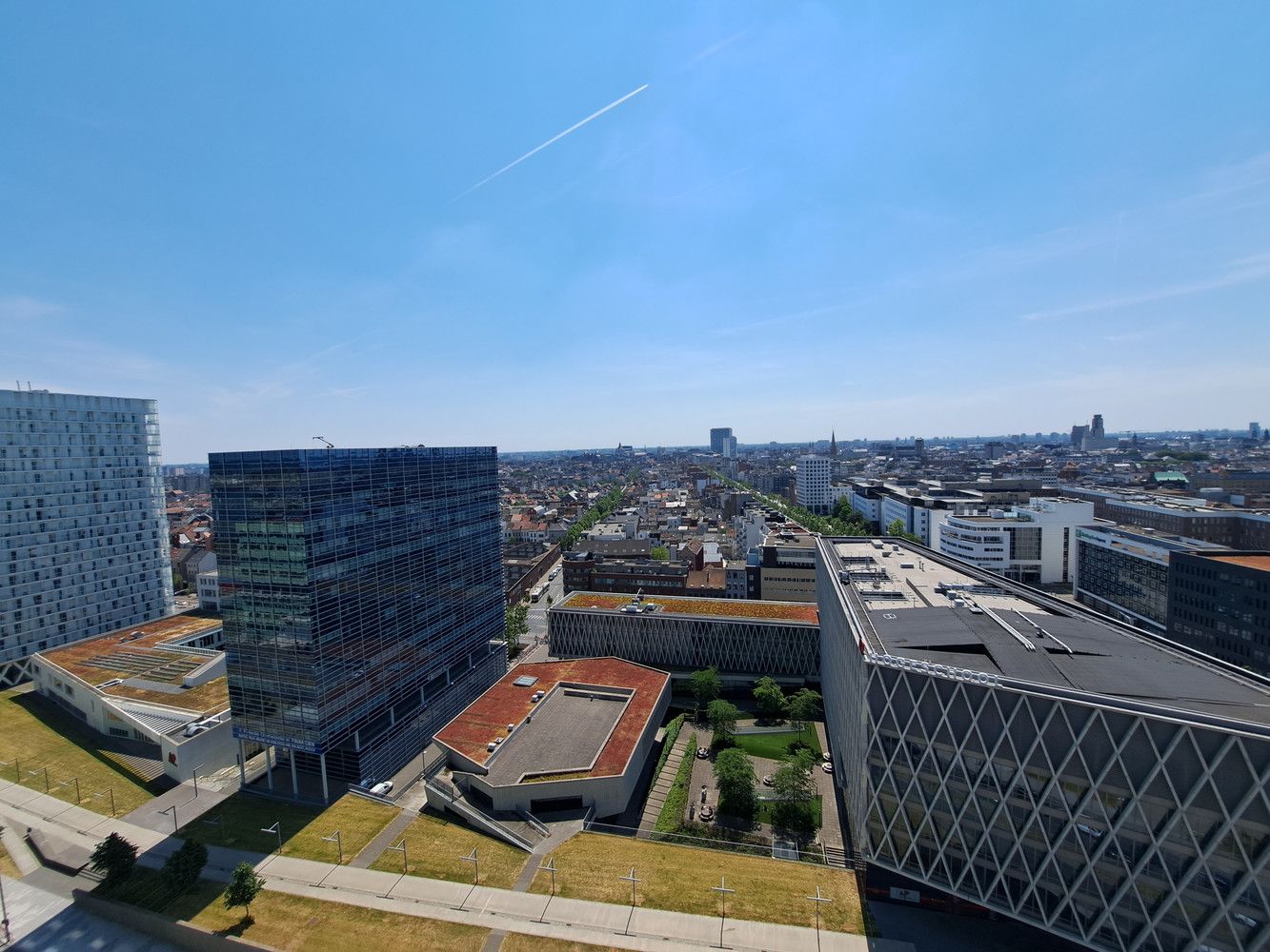 Nieuwbouwappartement met uitzonderlijk uitzicht op Antwerpen en de Schelde foto 17