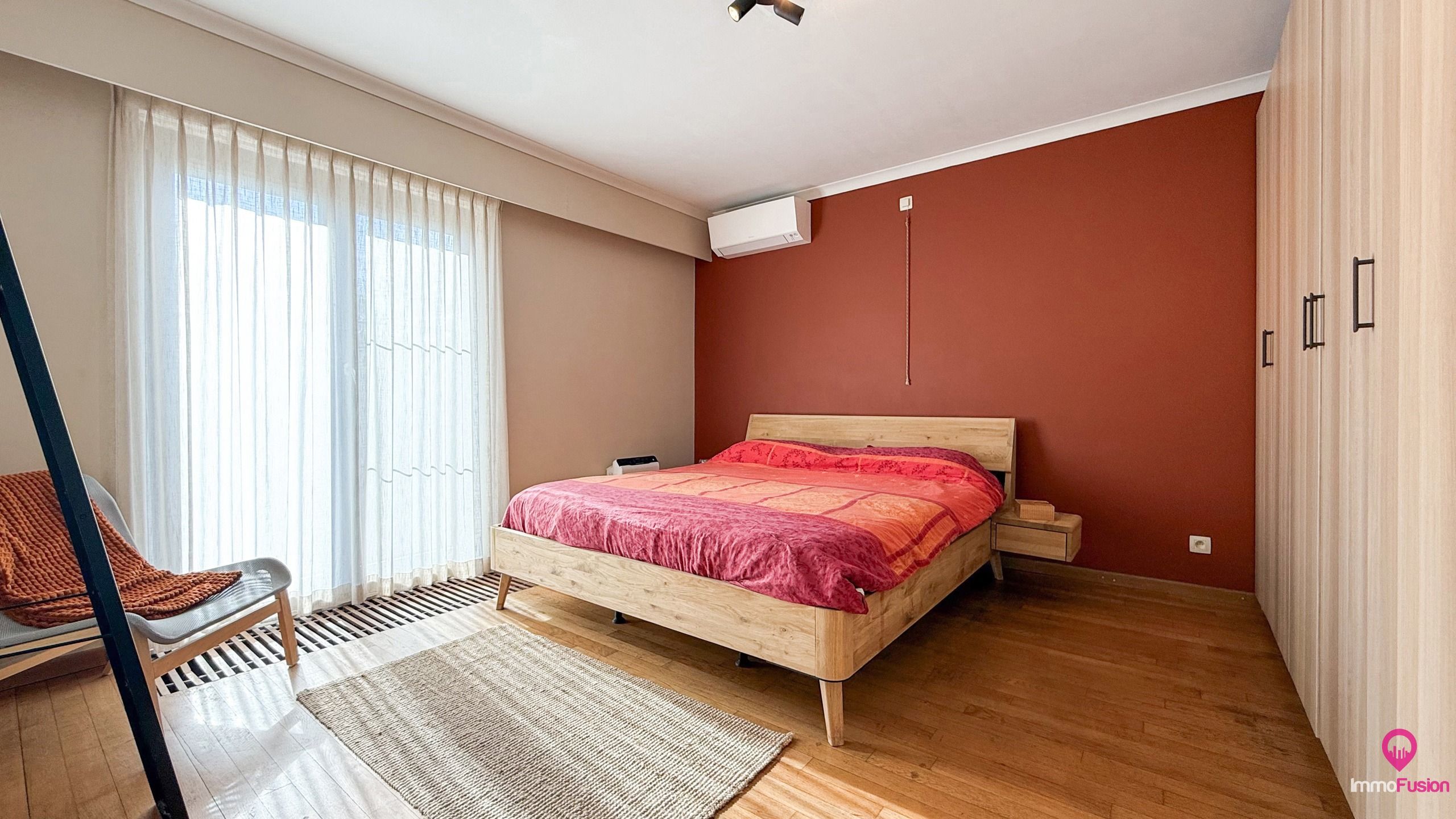 Gerenoveerde gelijkvloerse woning met 3 slpks en garage! foto 24