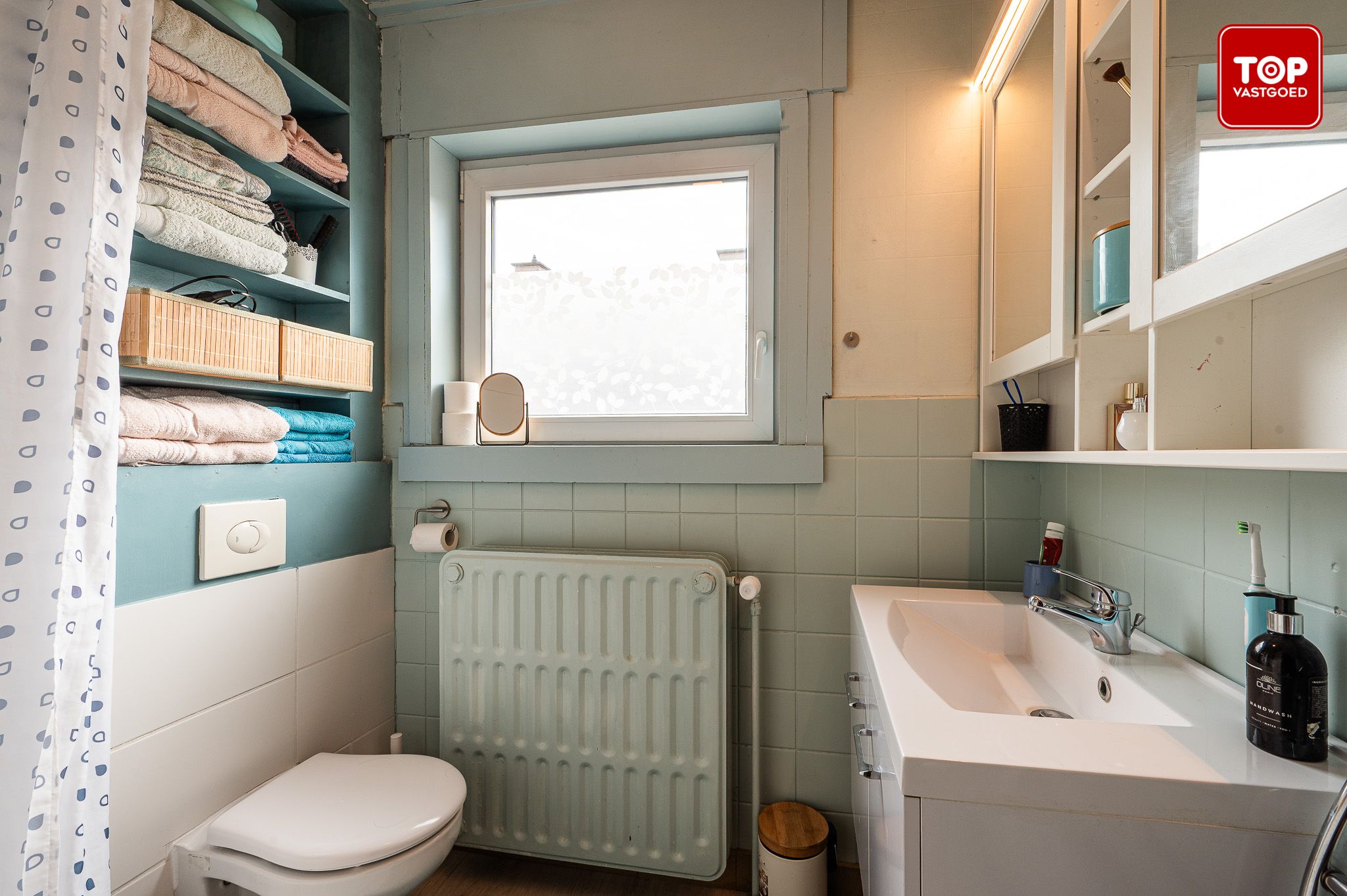 Halfopen woning met leuke tuin in centrum eeklo foto 16