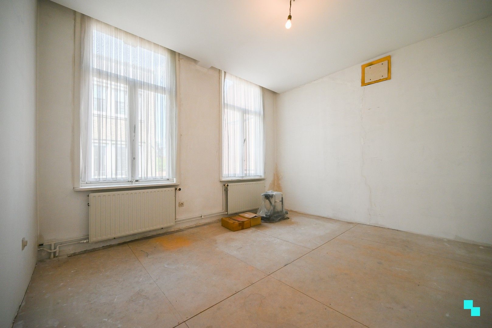 Wonen in erfgoed, zicht op het groen, midden in de stad Izegem. foto 26